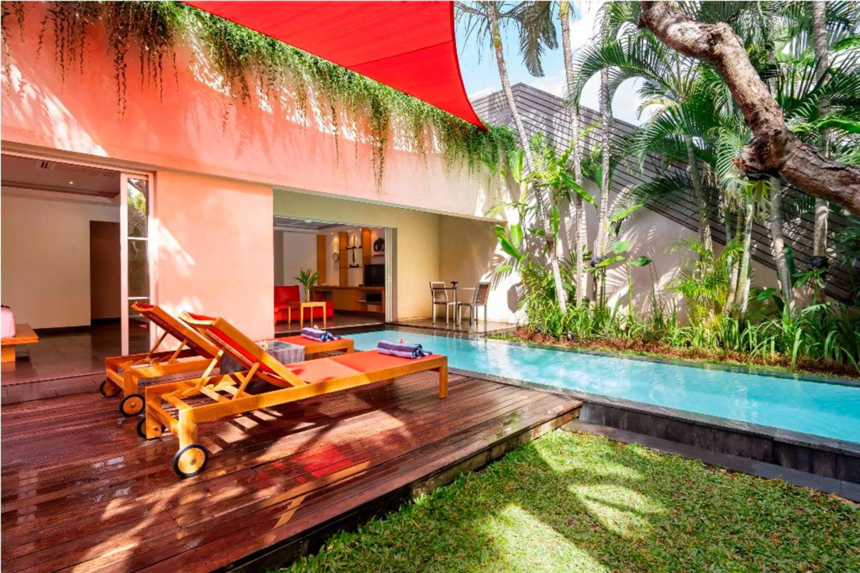 Swimming pool in Bali Island Villas and Spa Seminyak