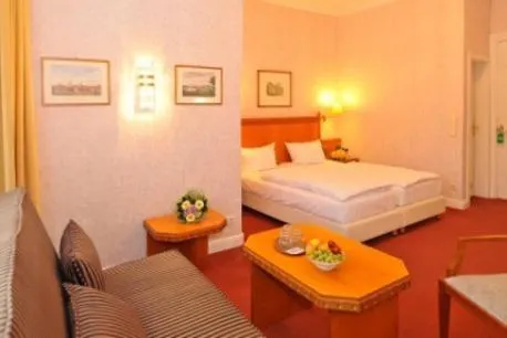 Bed in Hotel Schmidt