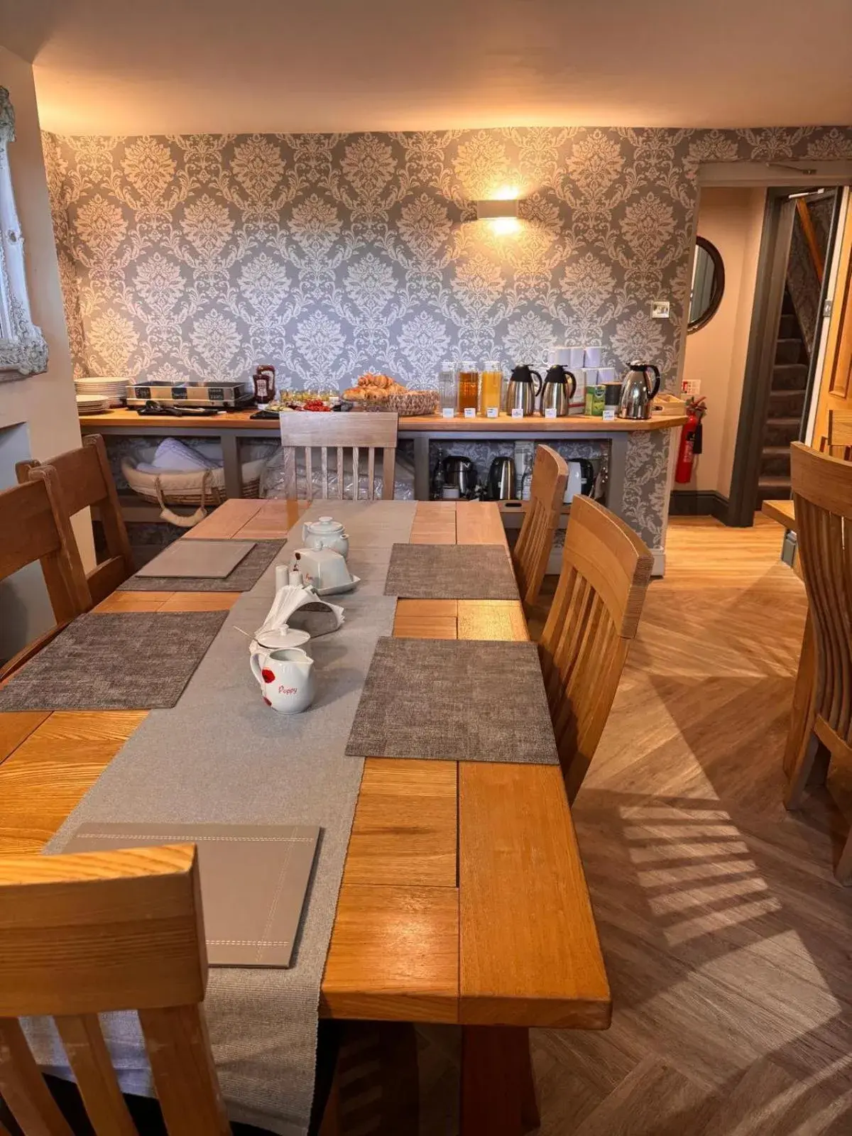 Breakfast in Regency House Breakfast in Regency House