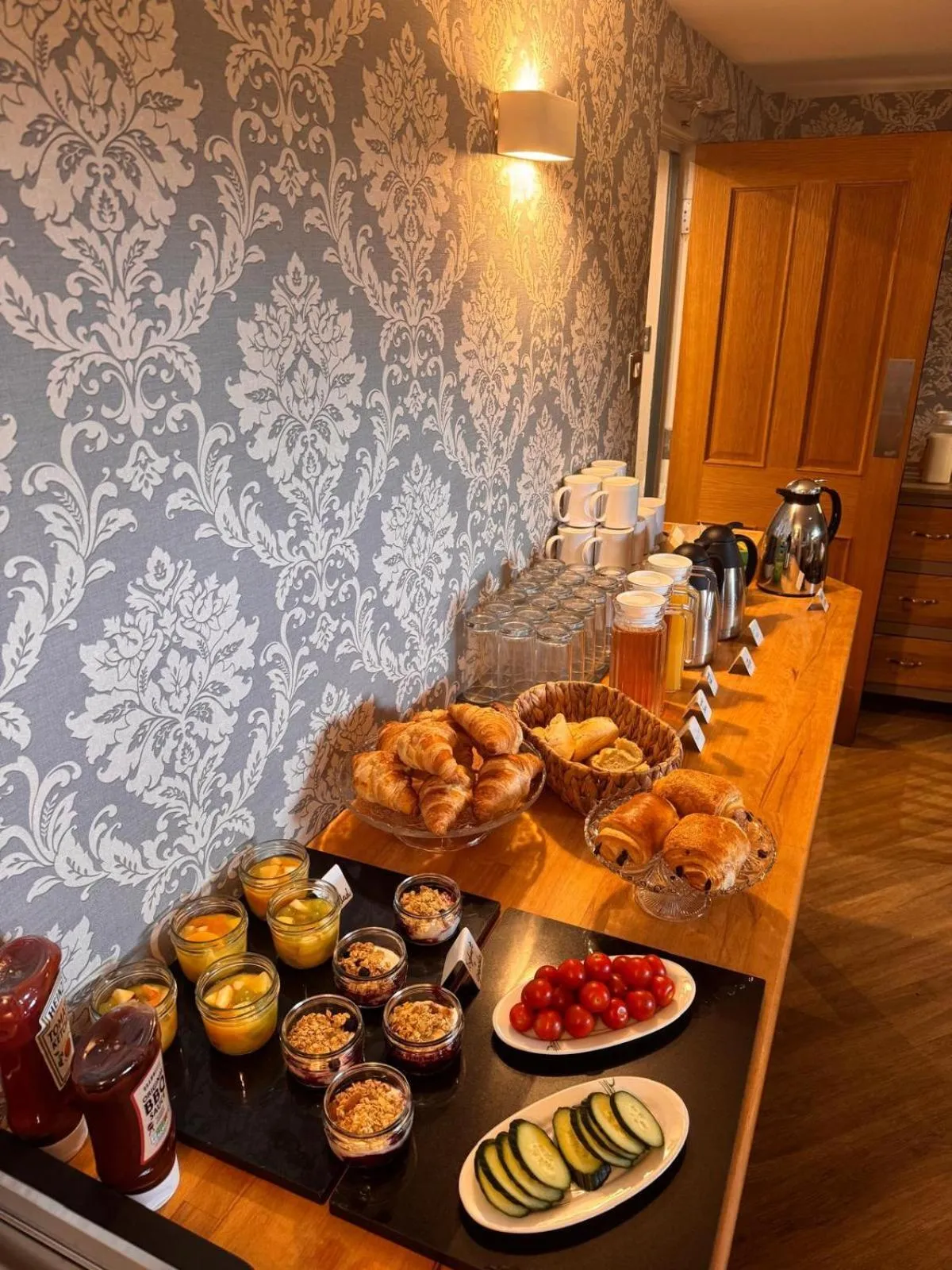 Breakfast in Regency House