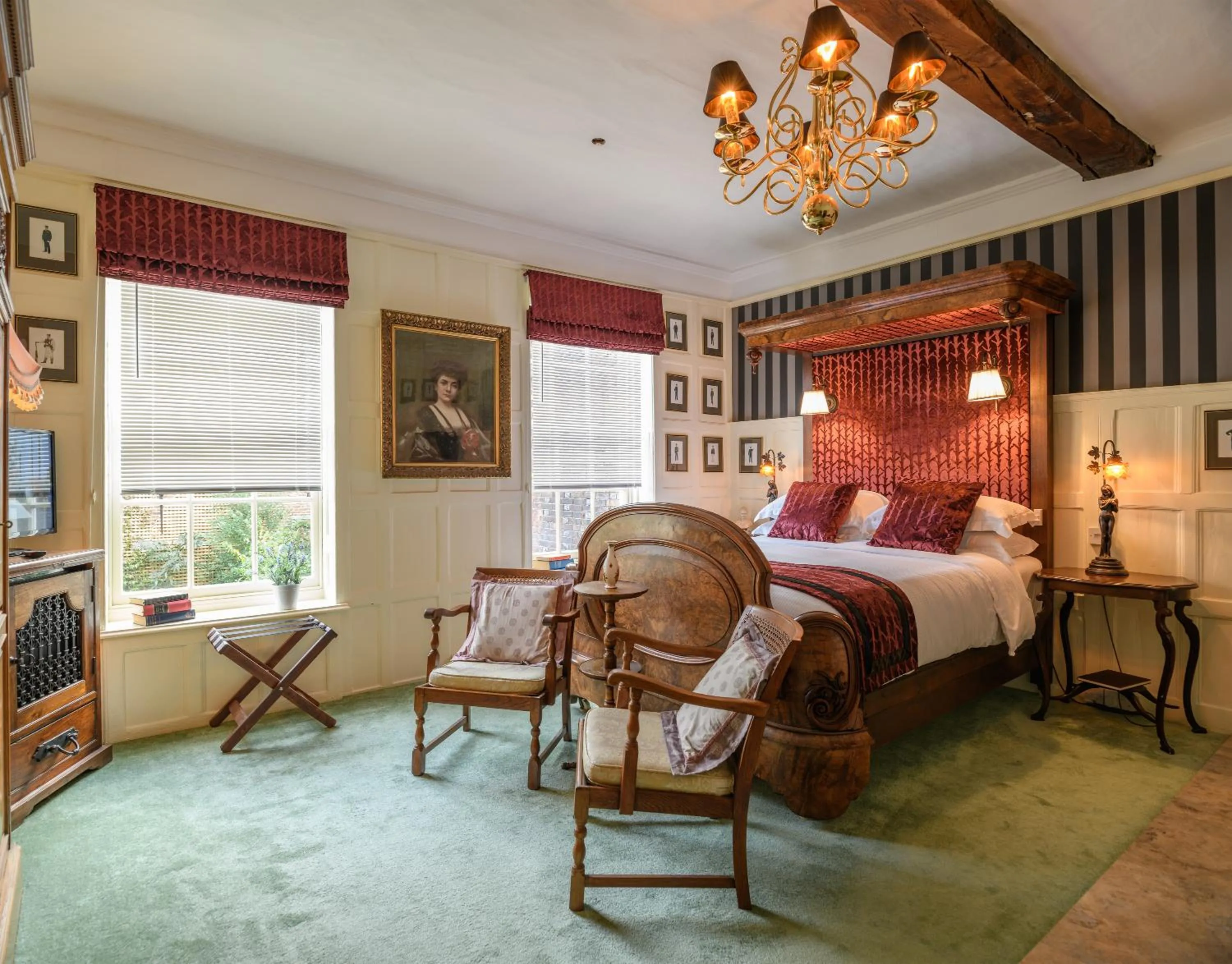 Superior Double Room in Ye Spotted Dogge