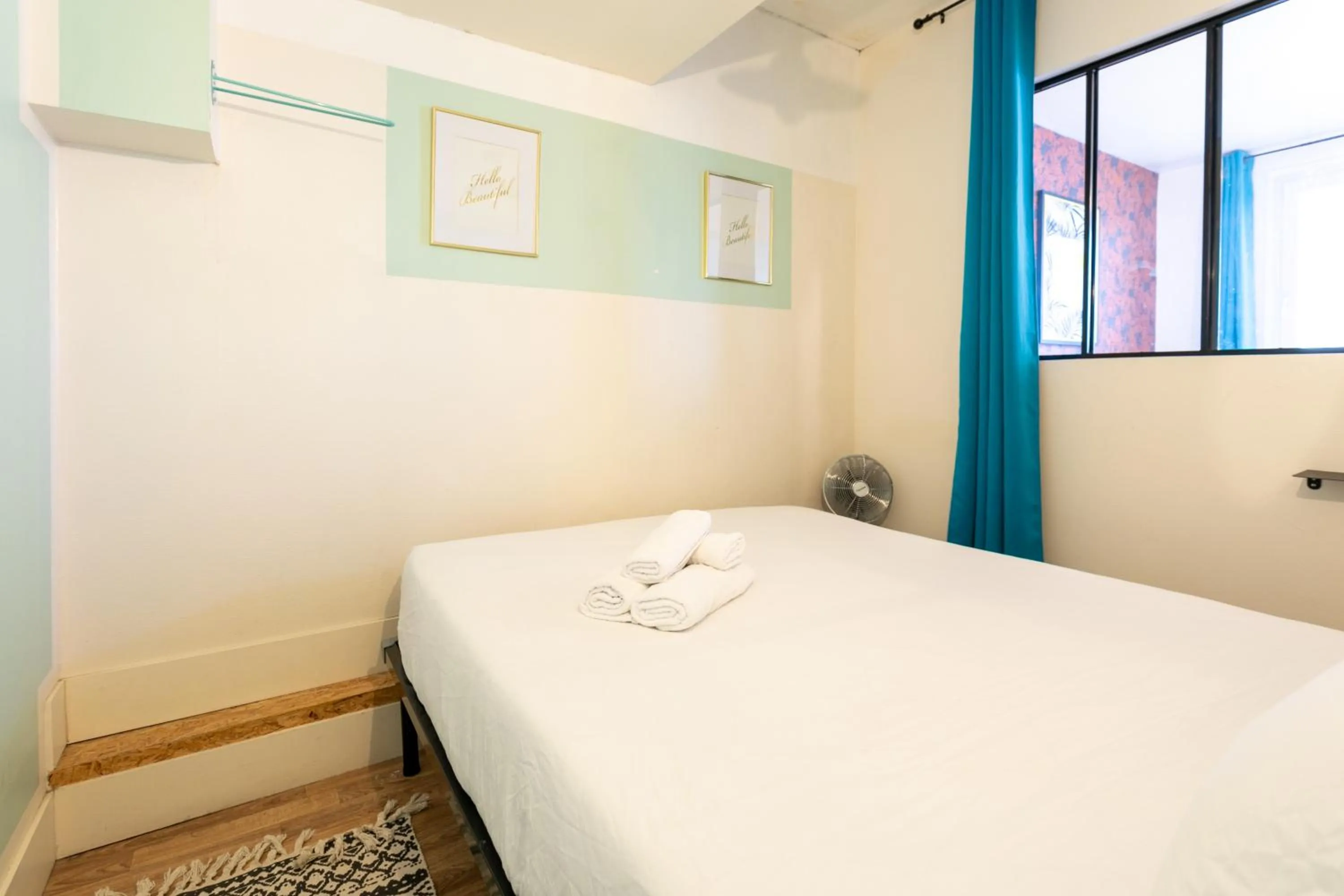 Bedroom, Bed in WS Champs Elysées - Ponthieu