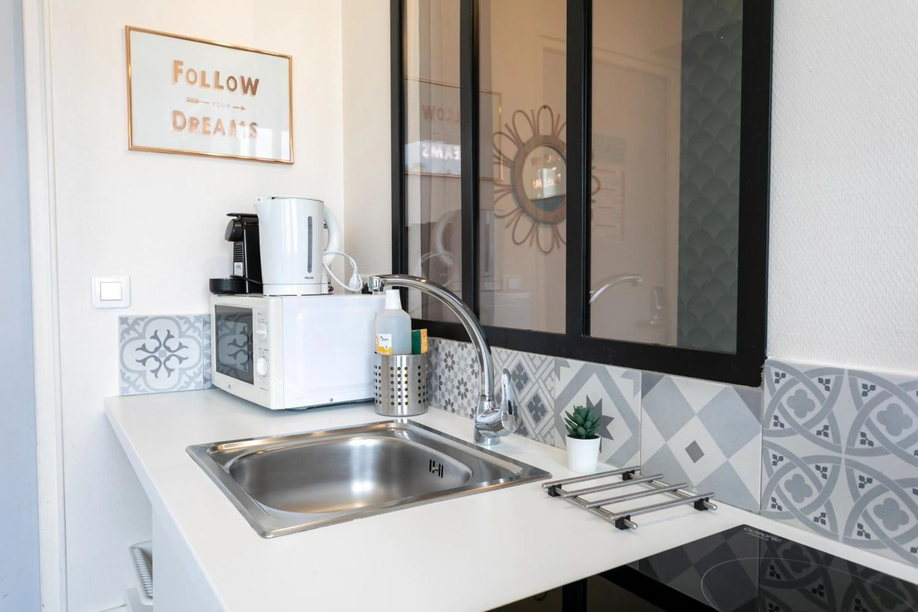 Communal kitchen in WS Champs Elysées - Ponthieu