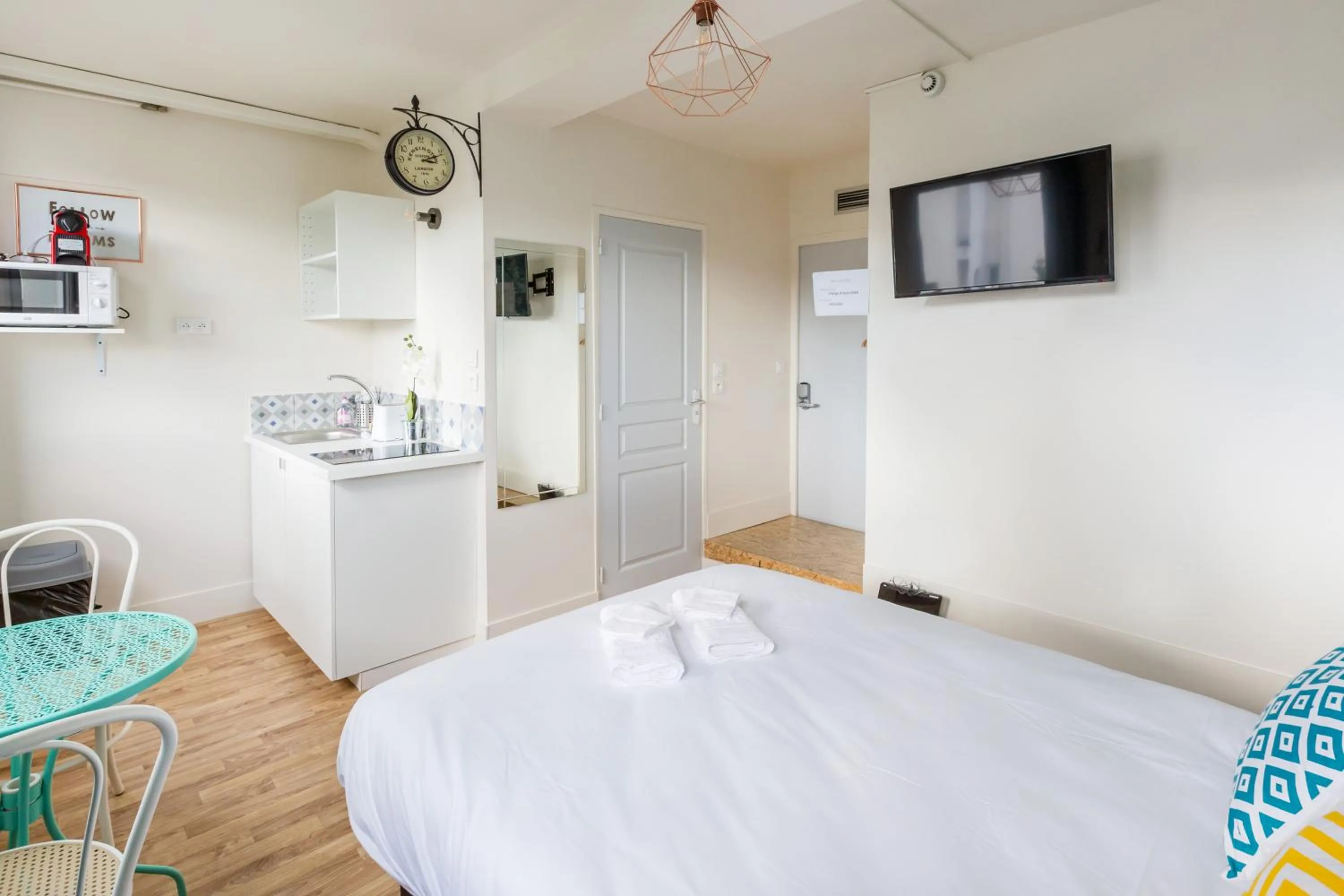 Bedroom, Bed in WS Champs Elysées - Ponthieu