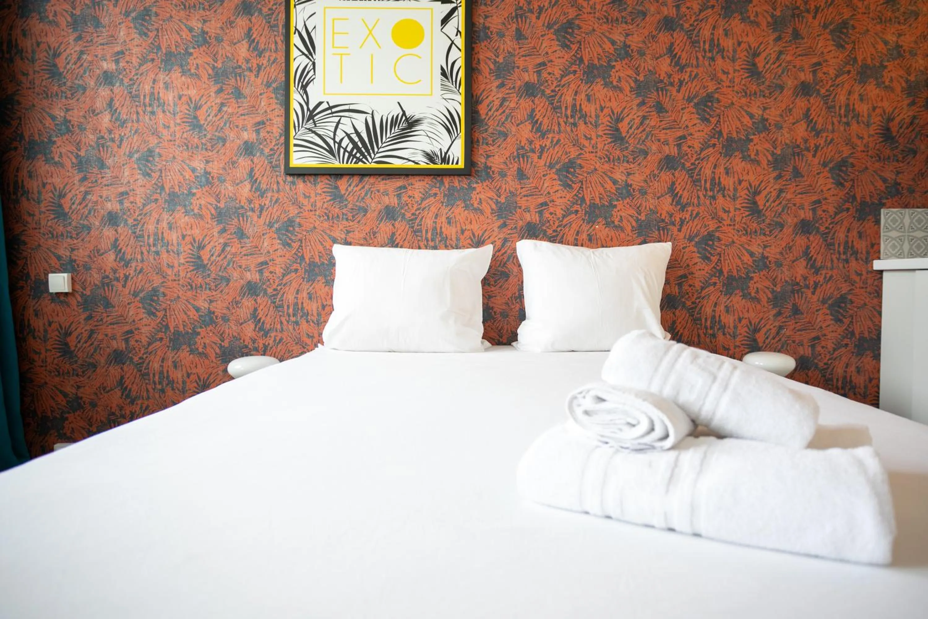 Bed in WS Champs Elysées - Ponthieu