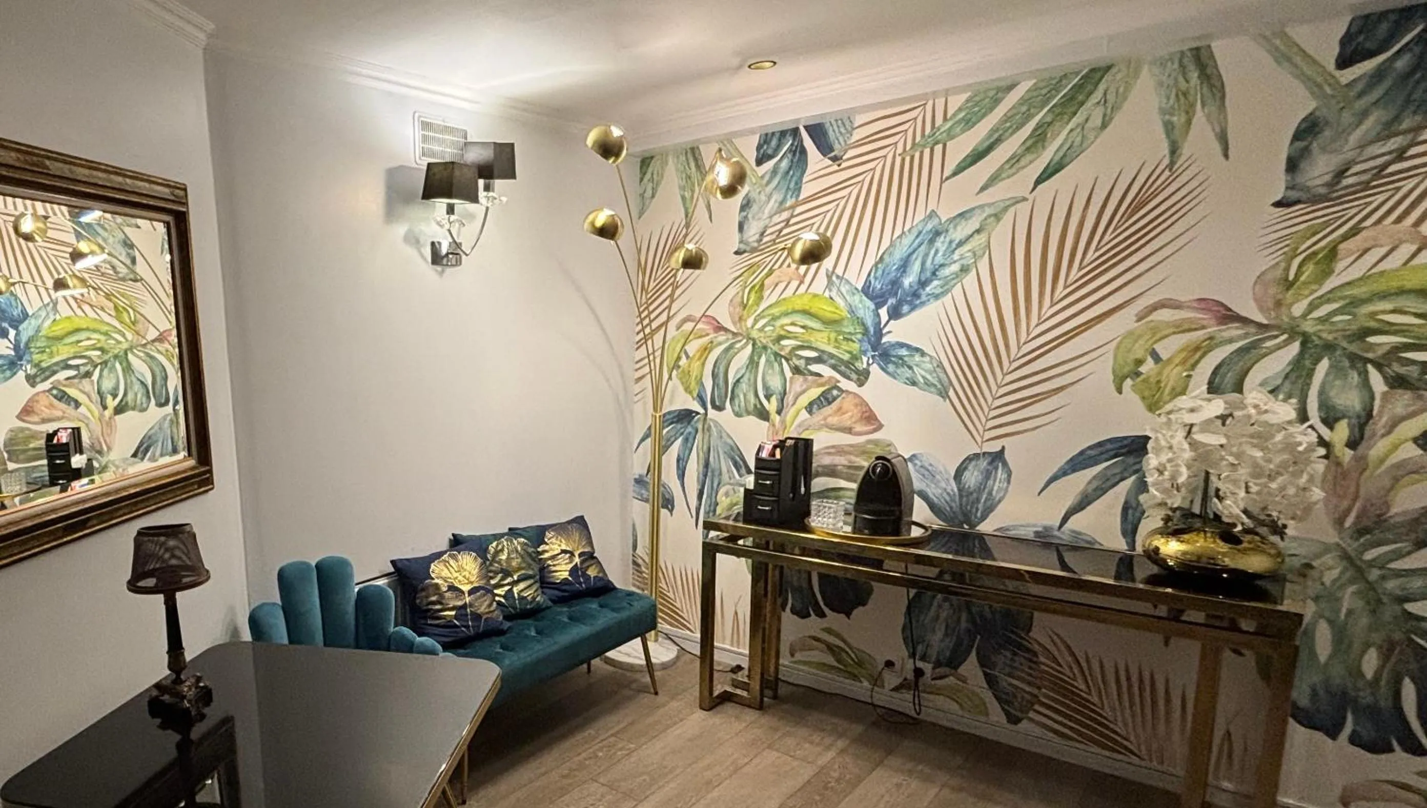 Hotel Riviera OPERA Cadet