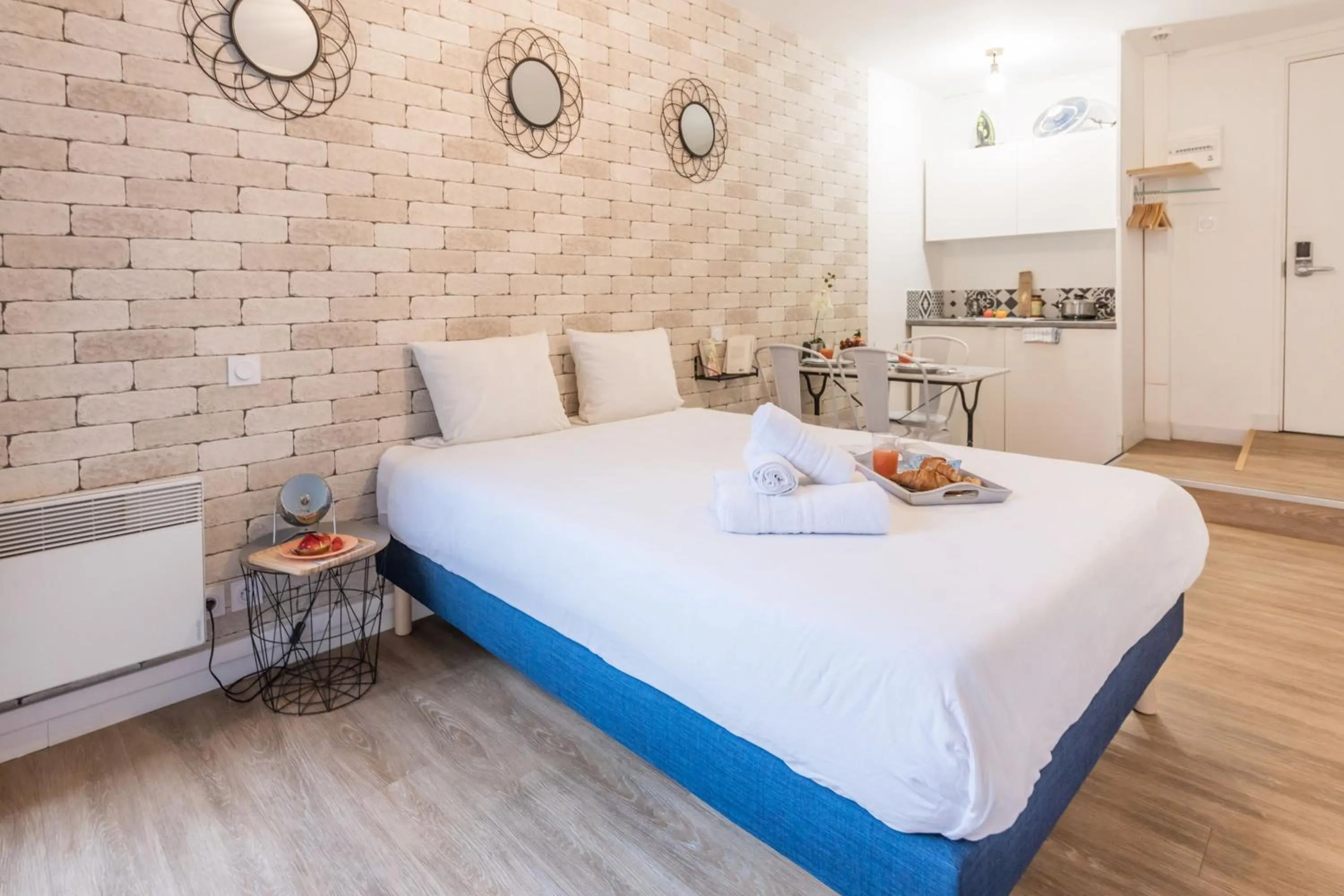 Bedroom, Bed in WS St Germain - Quartier Latin