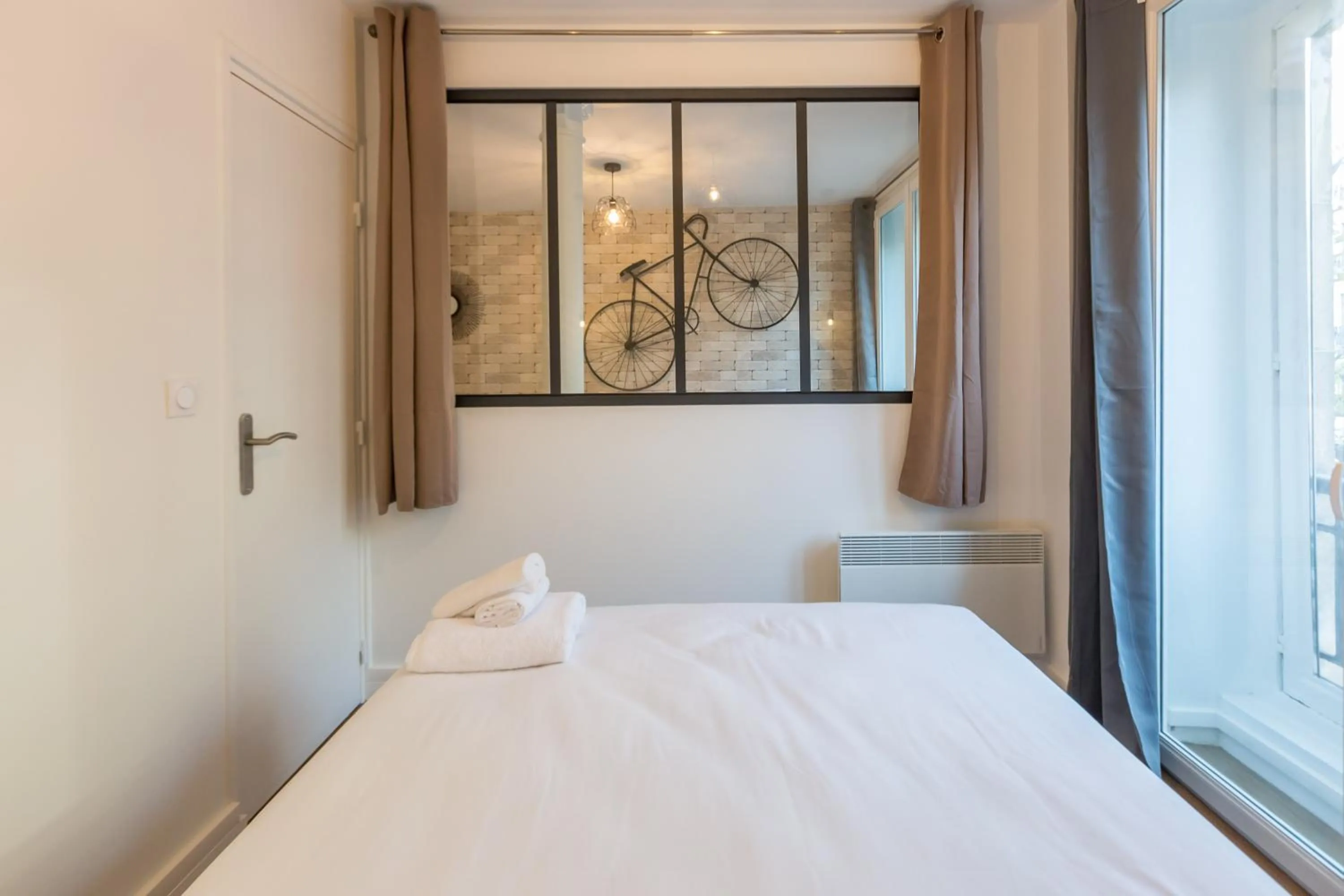 Bedroom, Bed in WS St Germain - Quartier Latin