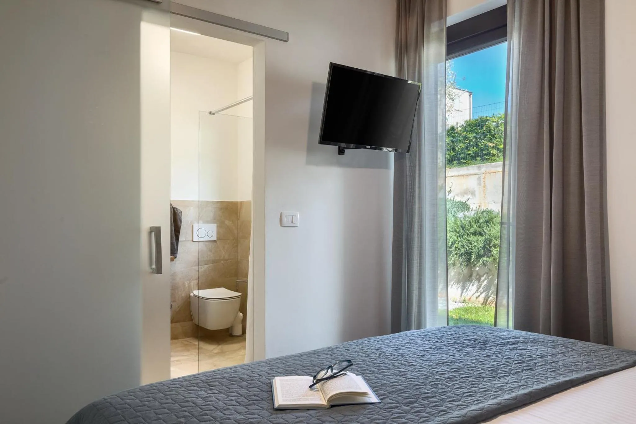 Bed in Belvedere Holidays Villas