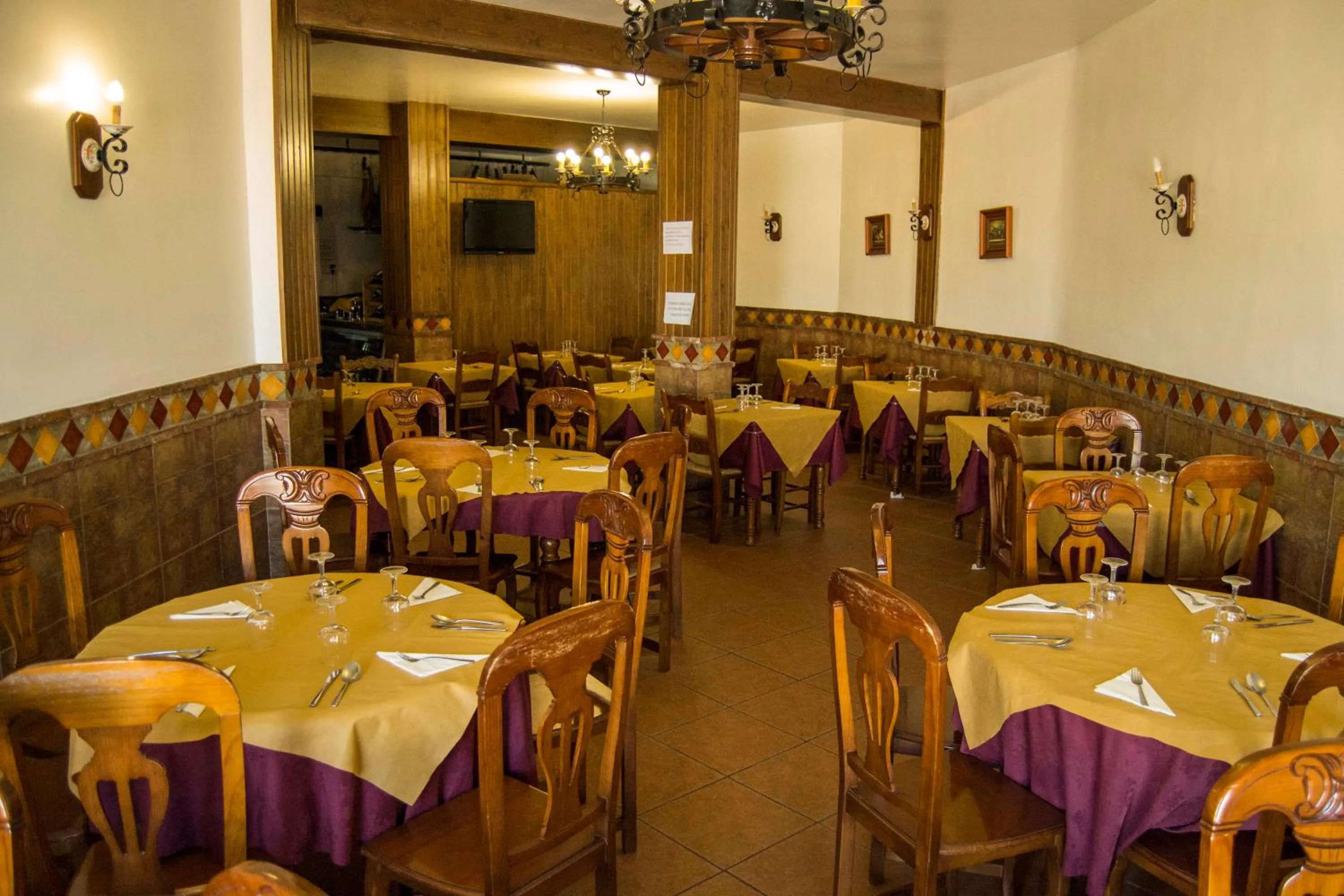 Restaurant/places to eat in Hotel Restaurante Berlanga