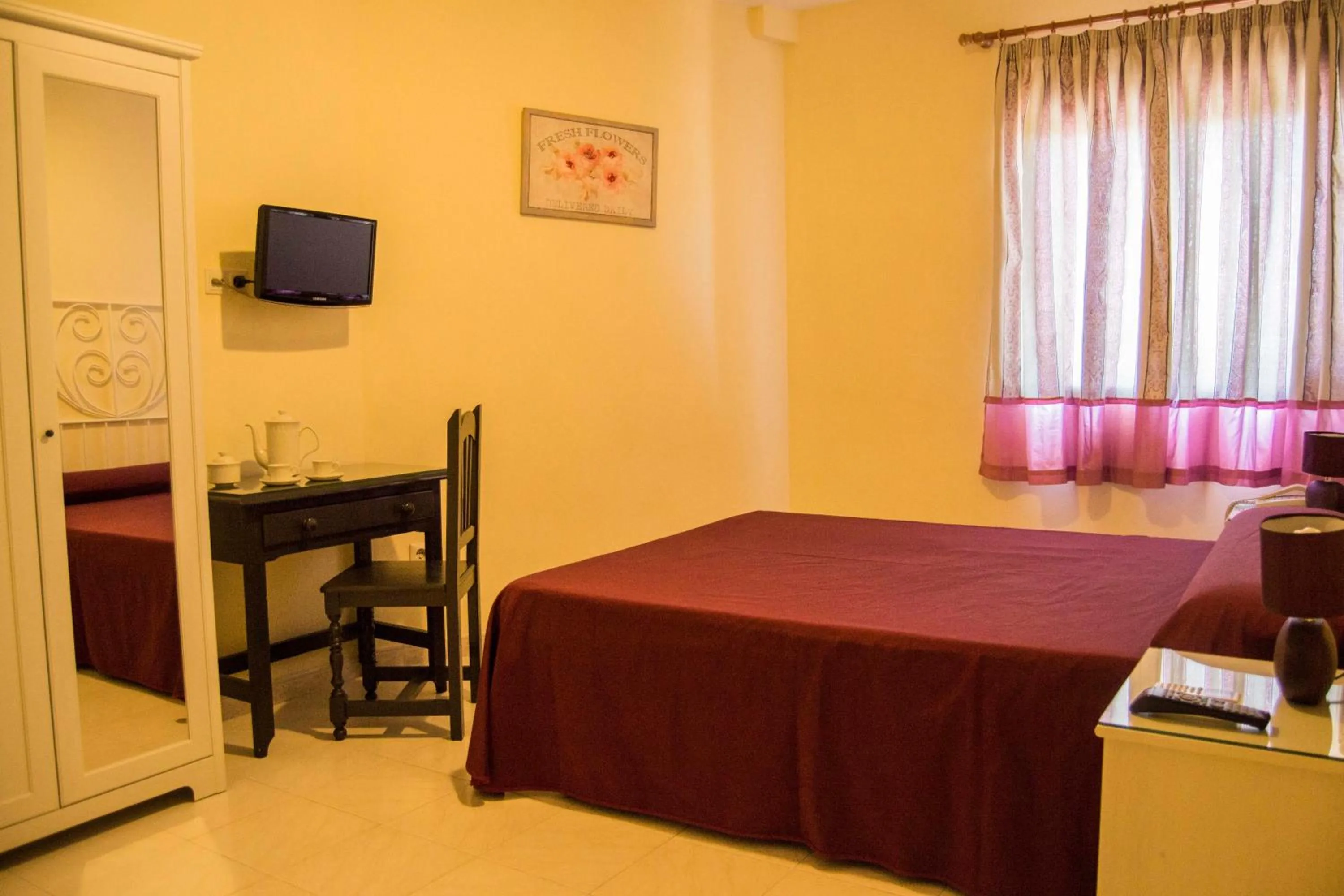 Day, Bed in Hotel Restaurante Berlanga