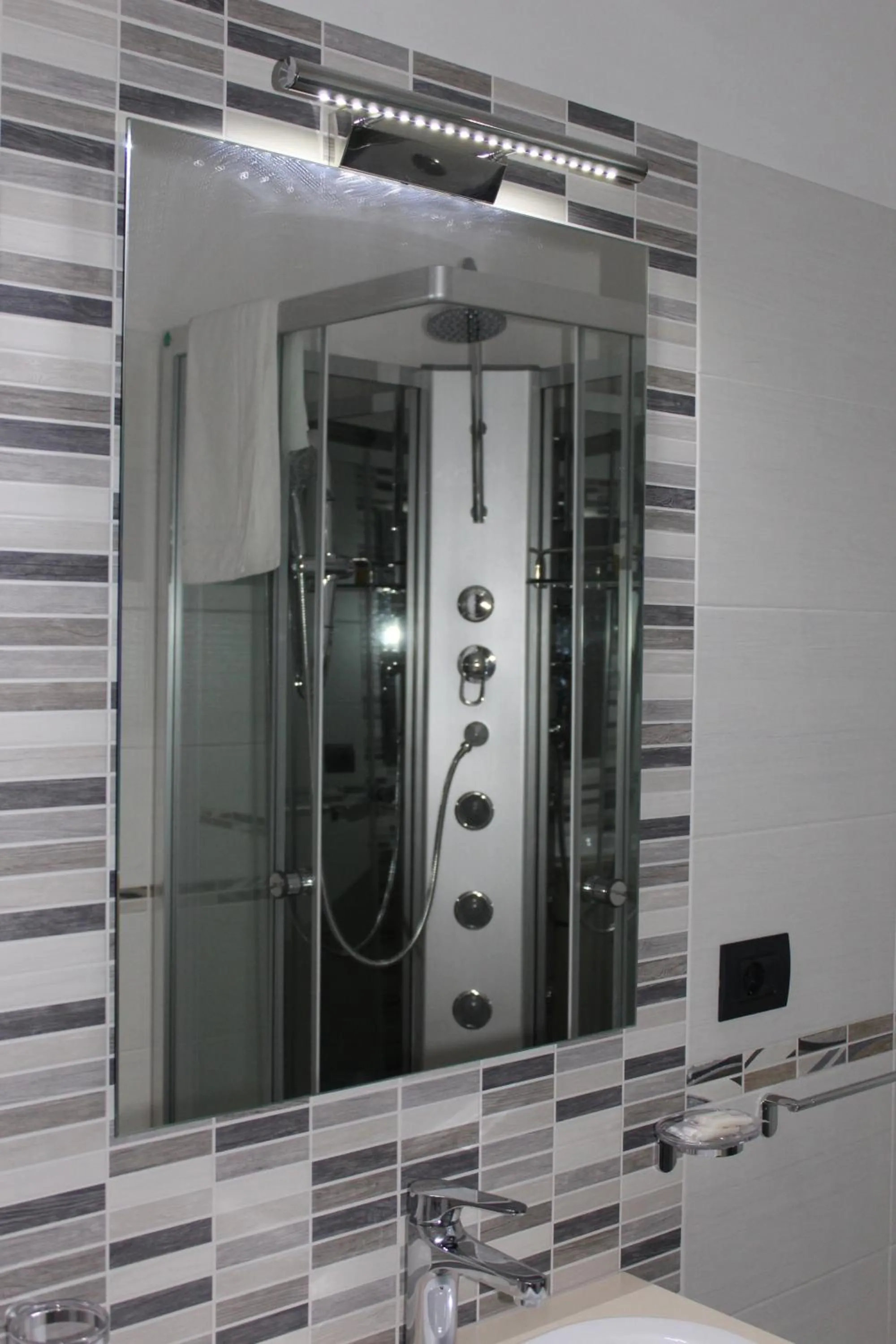 Bathroom in Nausicaa B&B
