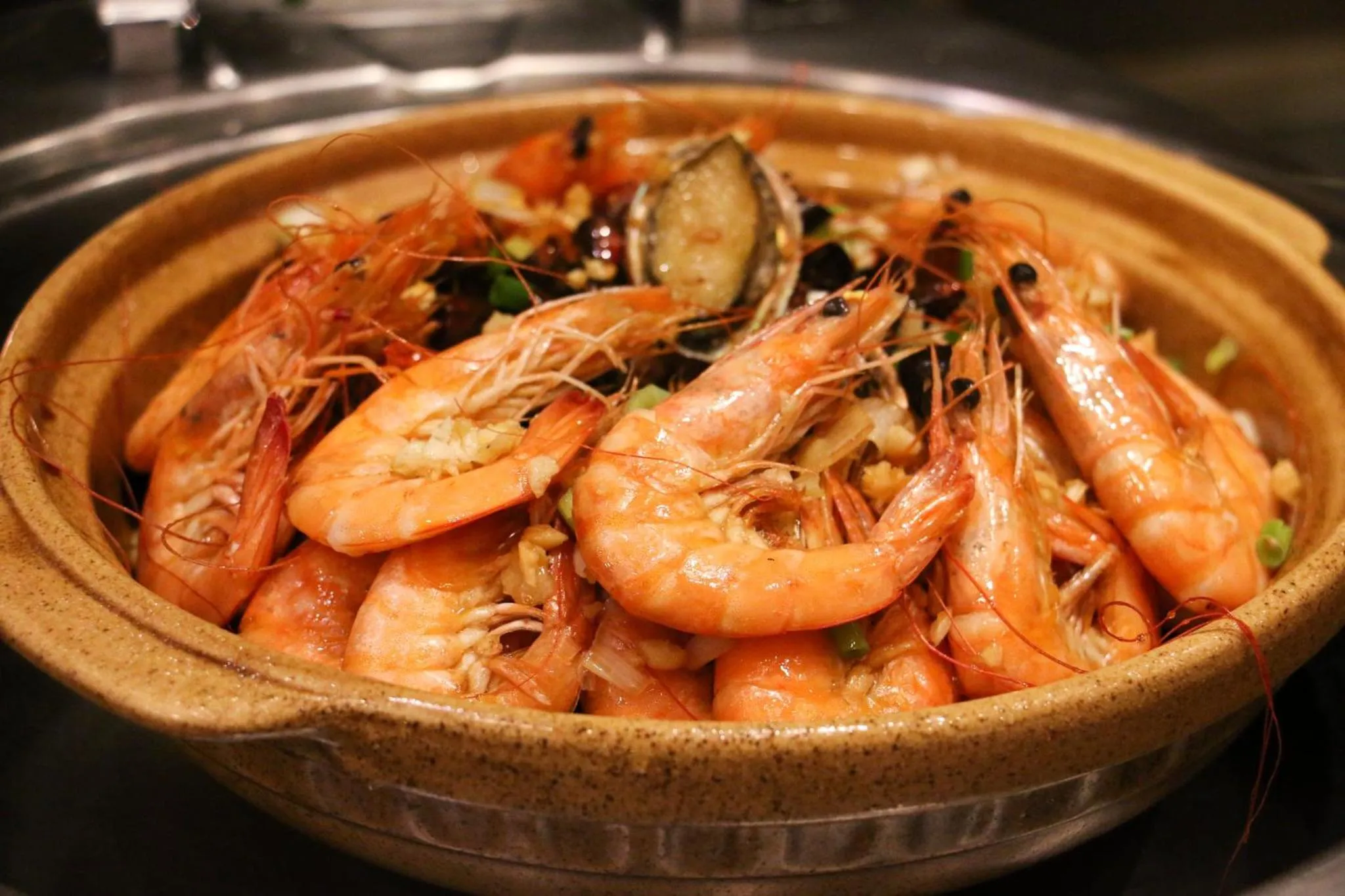 Restaurant/places to eat in Crowne Plaza Yantai Sea View by IHG