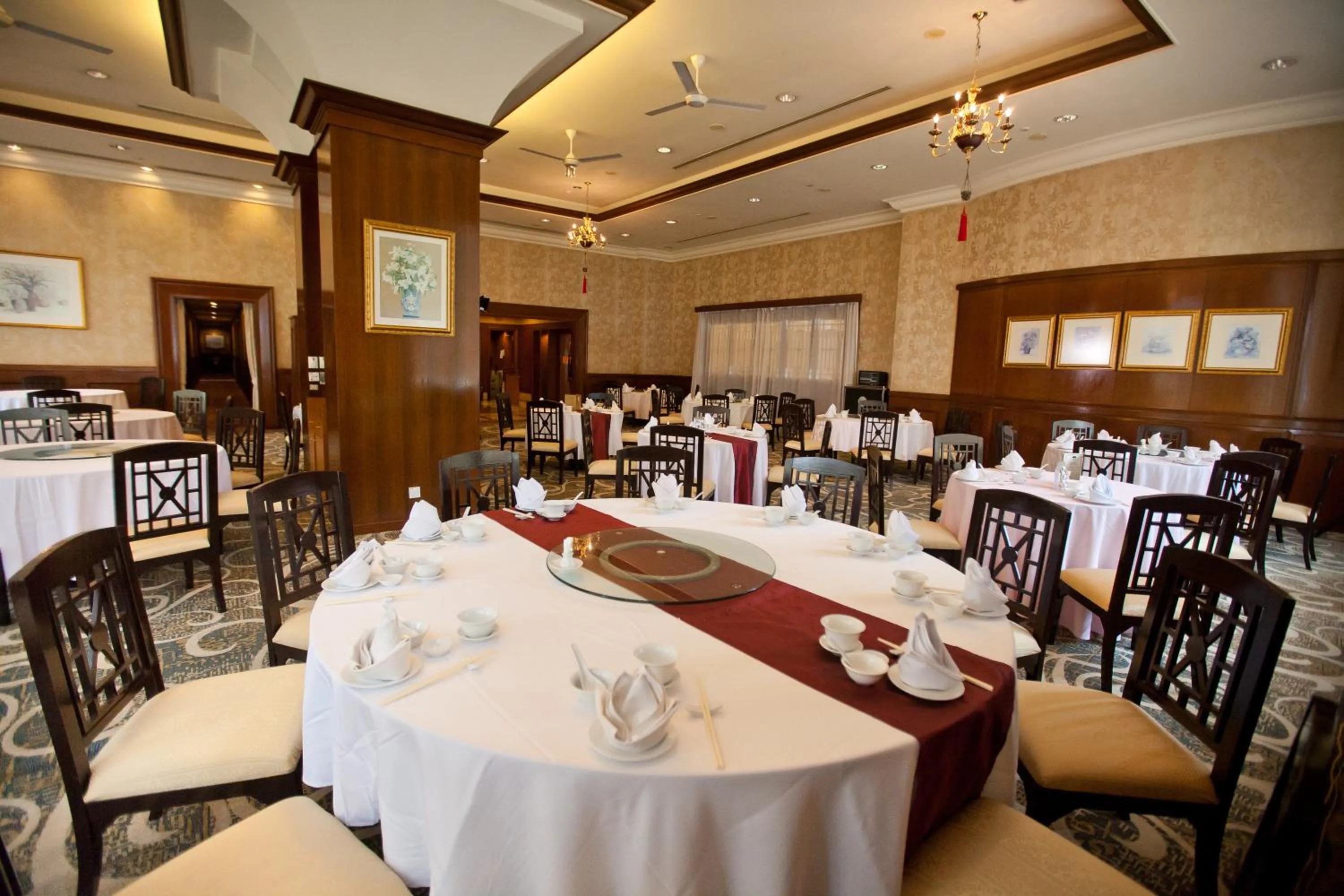 Restaurant/places to eat in Gurney Bay Hotel, A PARKROYAL Partner Hotel