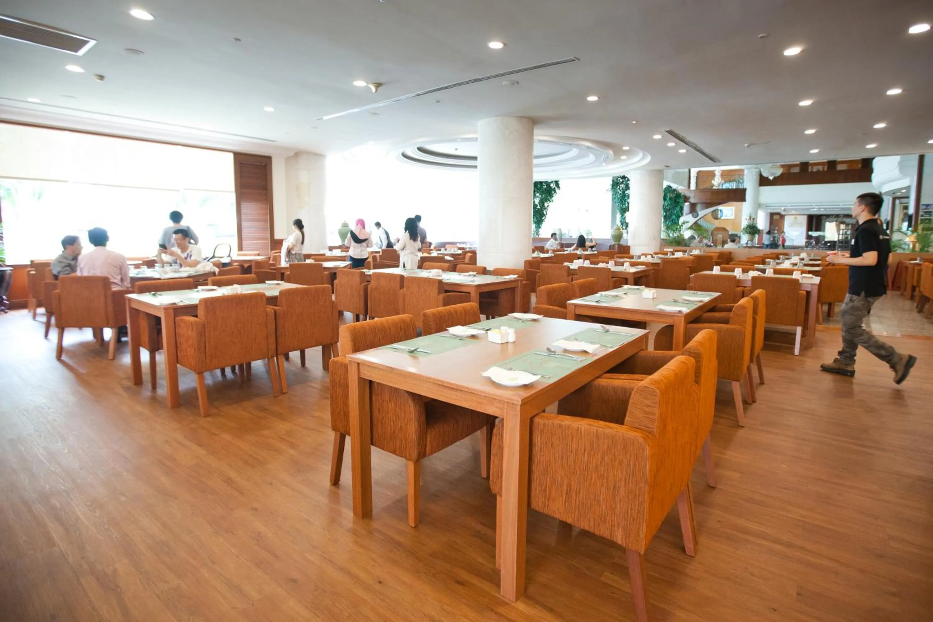 Restaurant/places to eat in Evergreen Laurel Hotel Penang