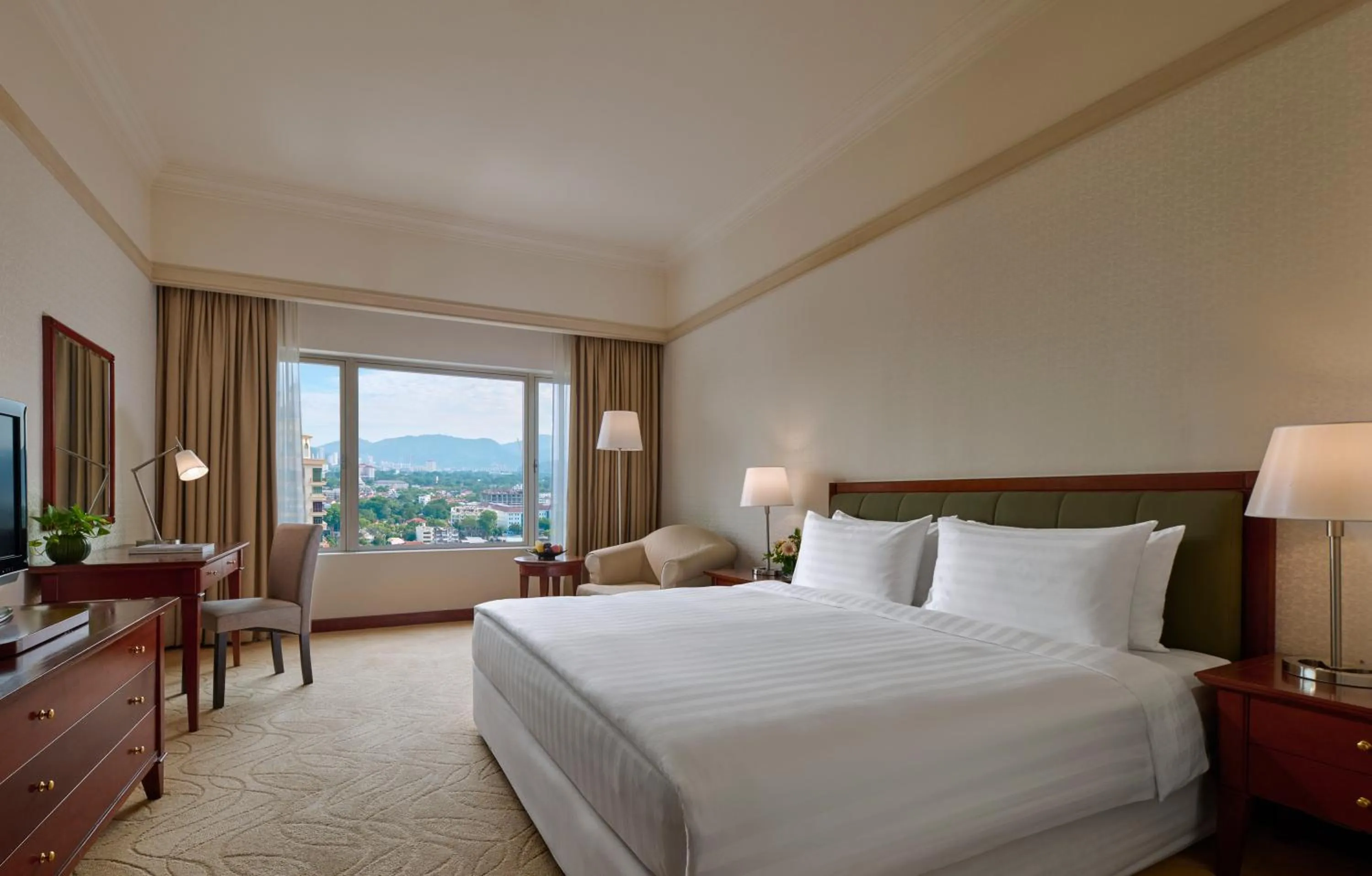 Bed in Evergreen Laurel Hotel Penang