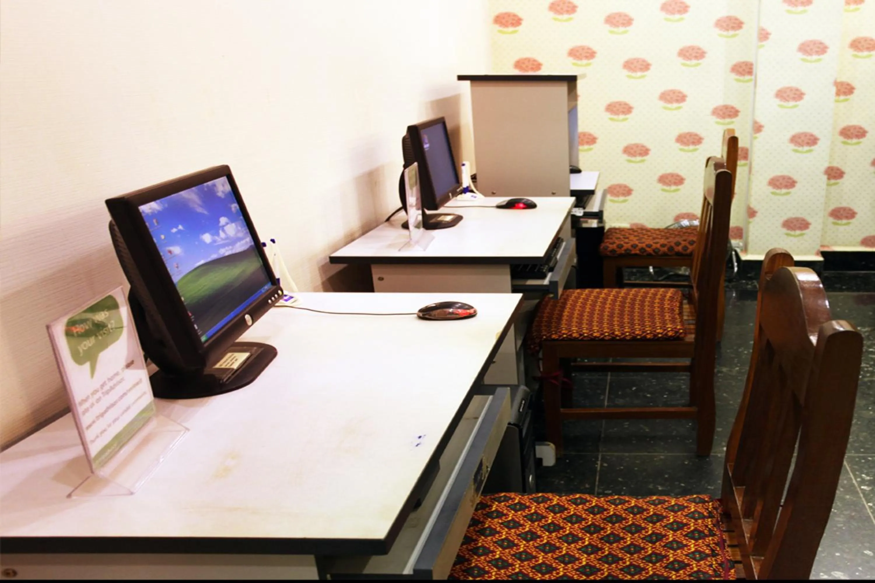 Lobby or reception in Parklane Hotel