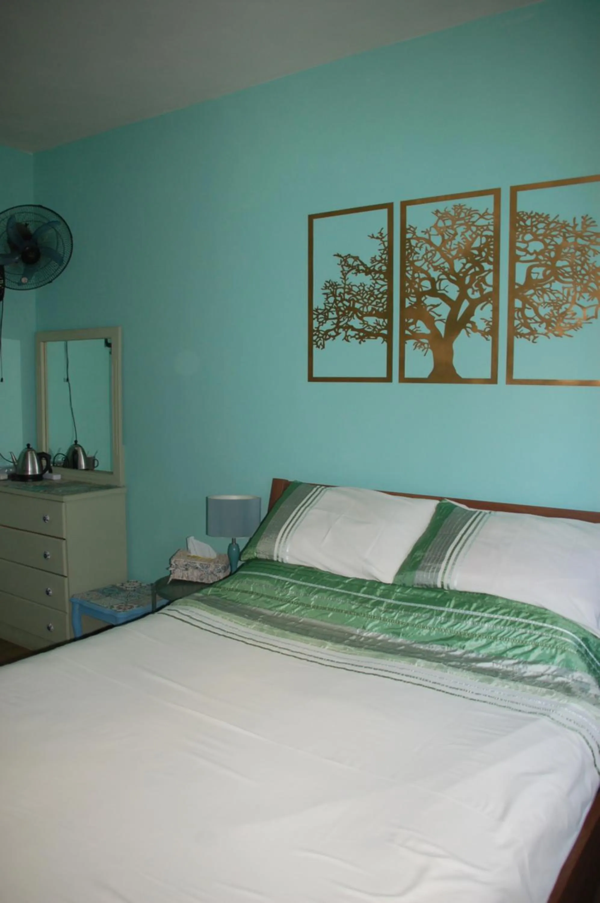 Bed in The Little B&B on the Hill