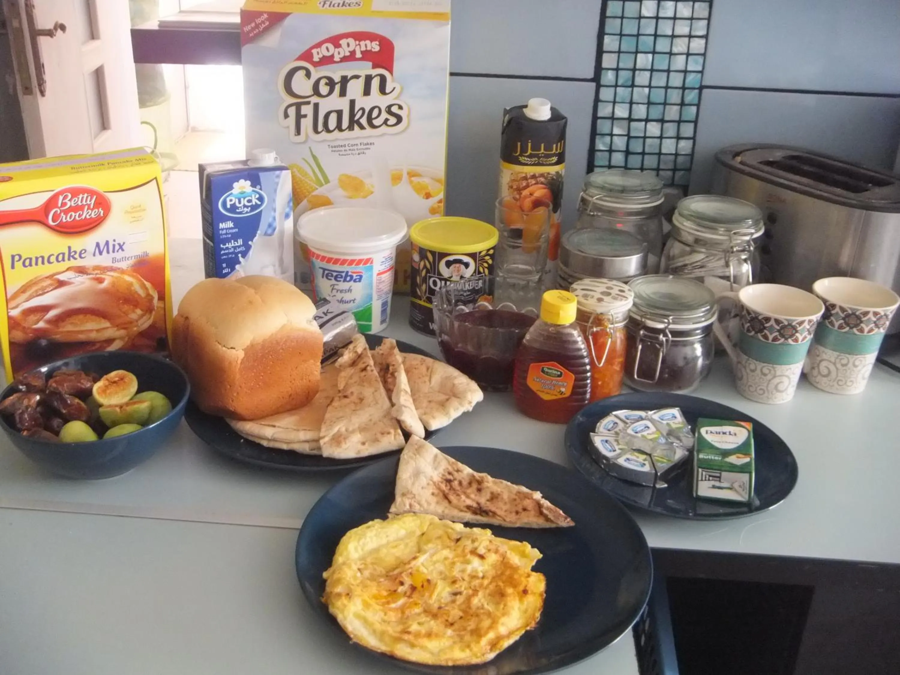 Breakfast in The Little B&B on the Hill