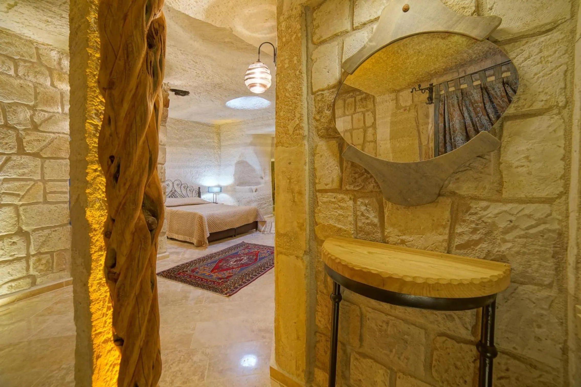 Lounge or bar in Panoramic Cave Hotel