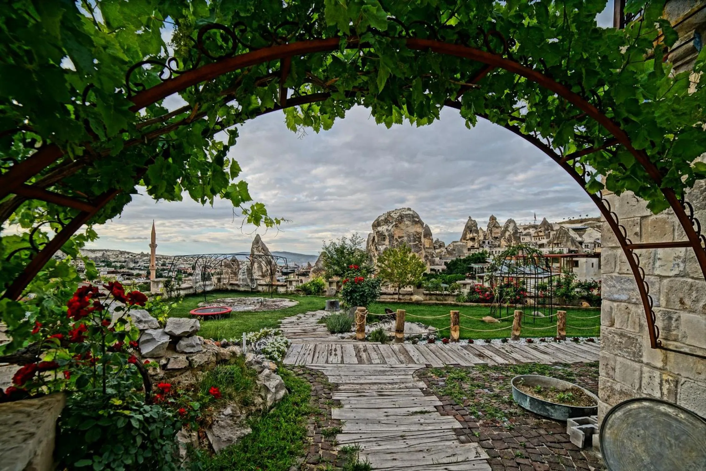 Garden in Panoramic Cave Hotel