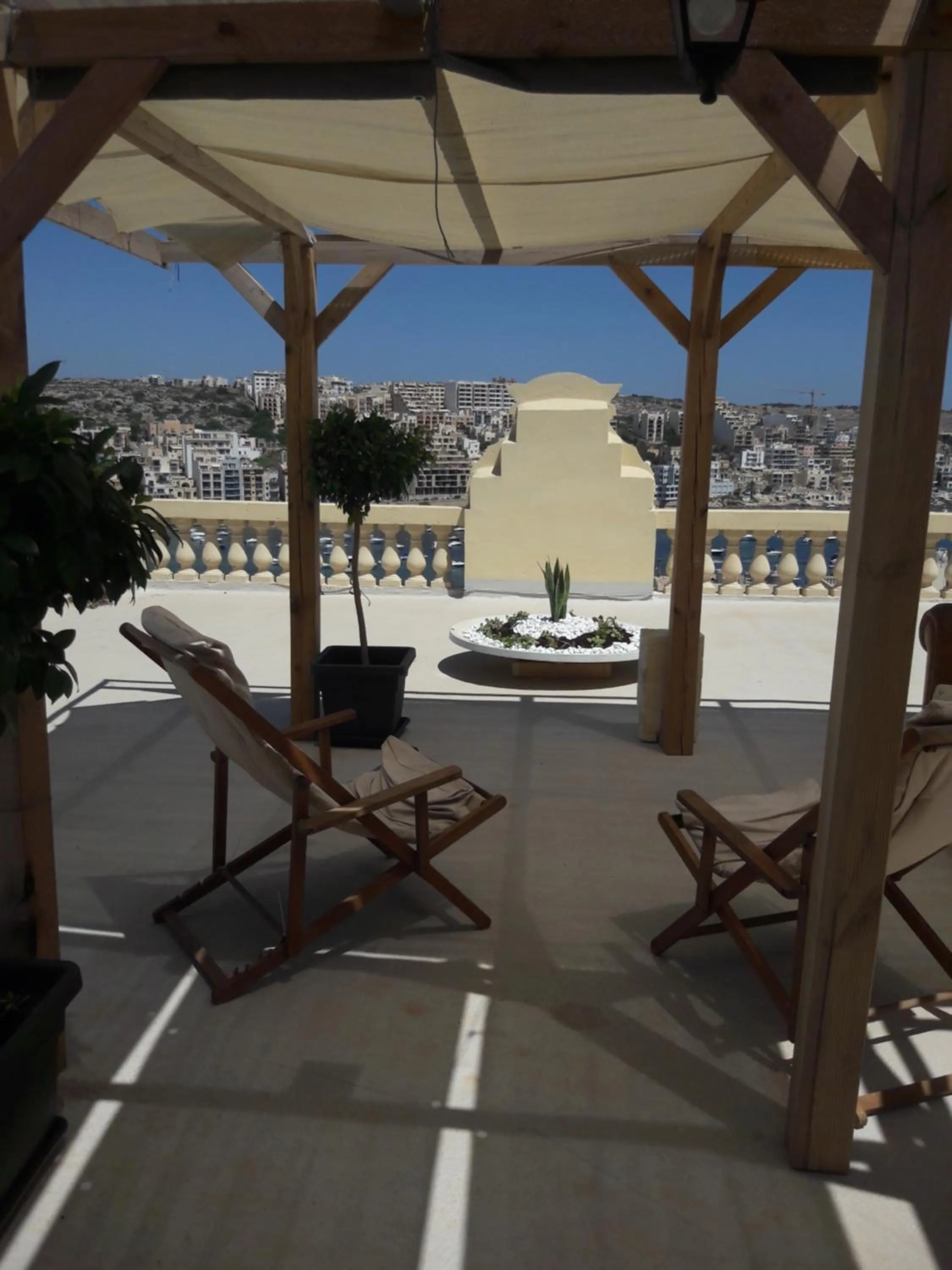 Balcony/Terrace in Villa Zammitella