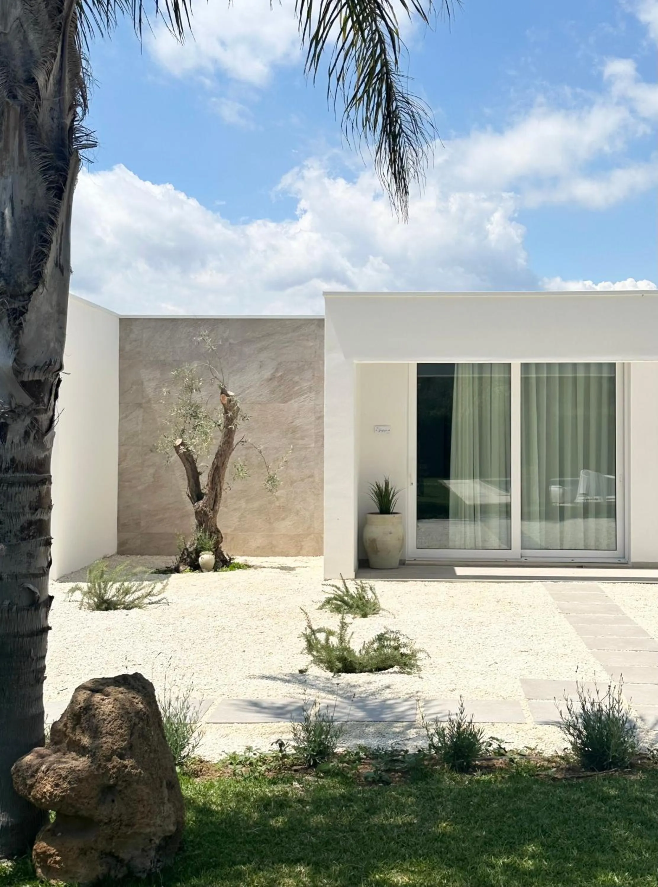 Property building in Sun of Sicily