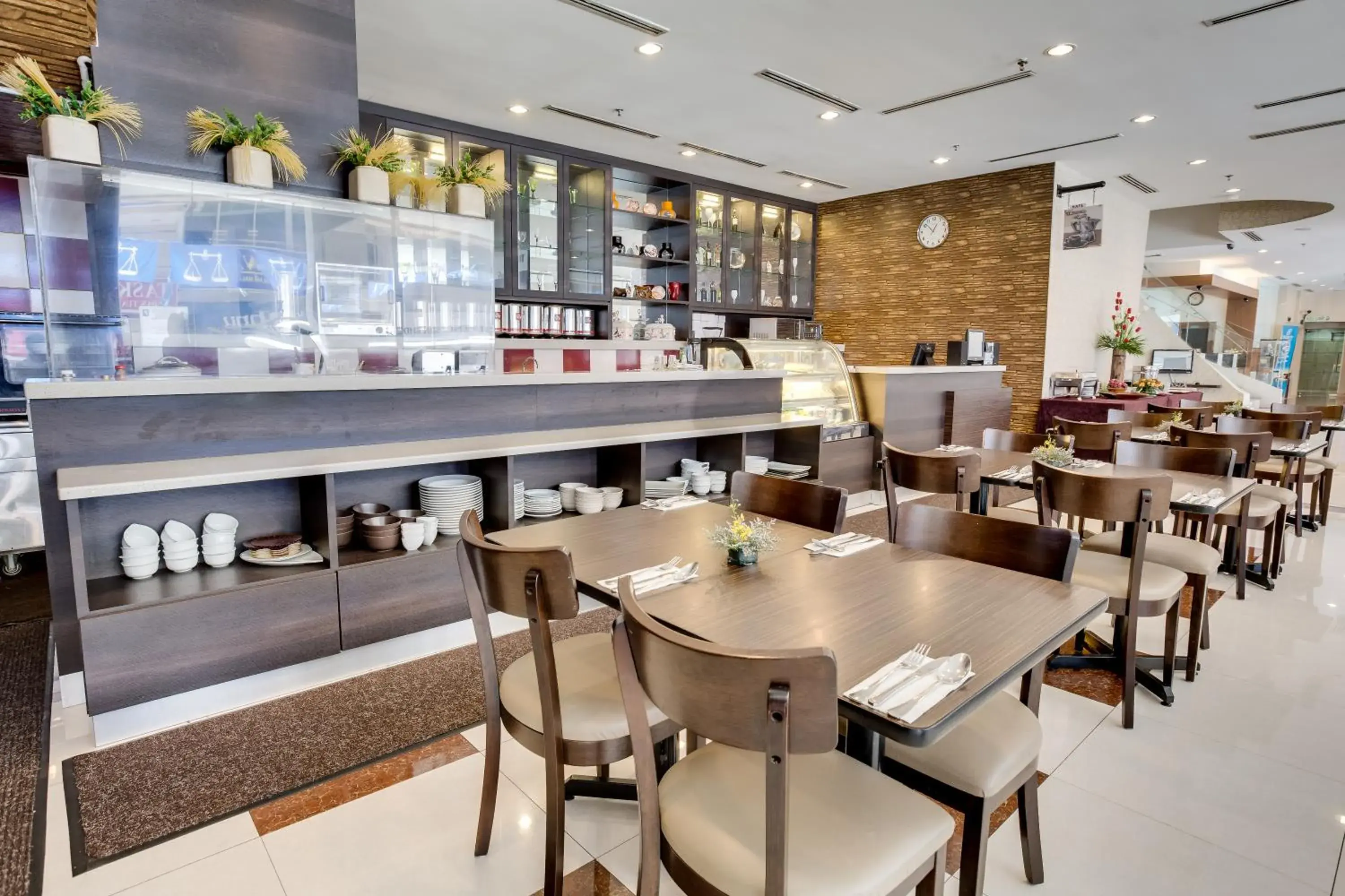 Restaurant/places to eat in Prescott Hotel Kuala Lumpur Medan Tuanku Restaurant/places to eat in Prescott Hotel Kuala Lumpur Medan Tuanku