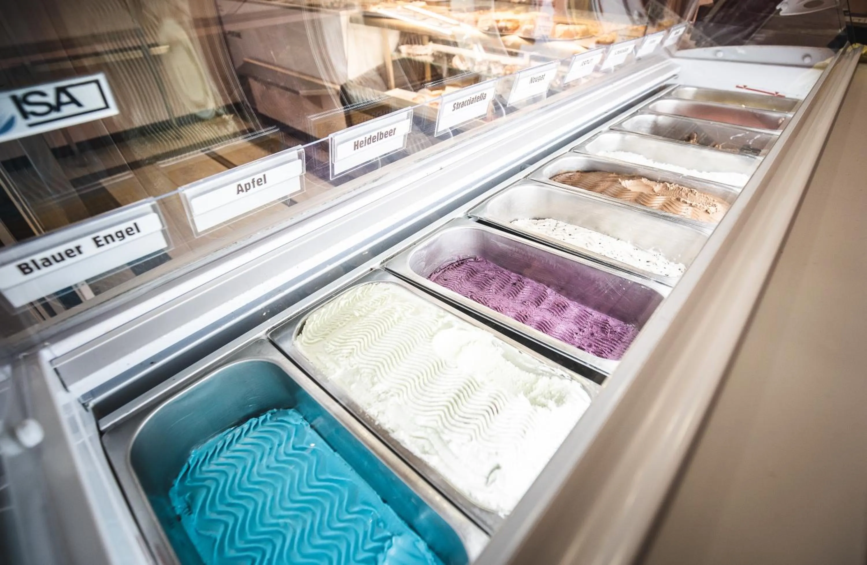 Restaurant/places to eat in Hotel Heinz