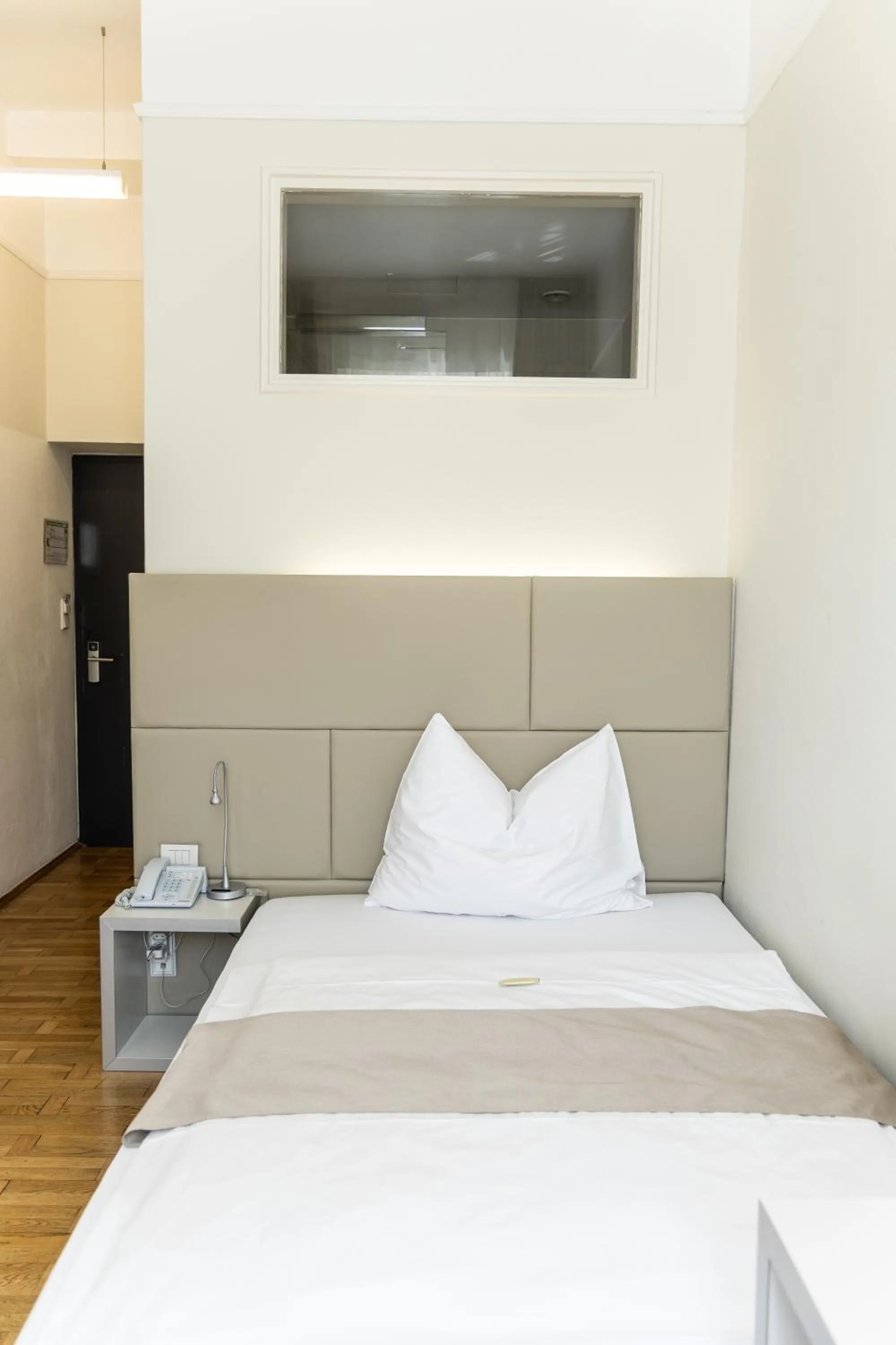 Bed in Kaiser von Österreich, Historik- und Thermalhotel