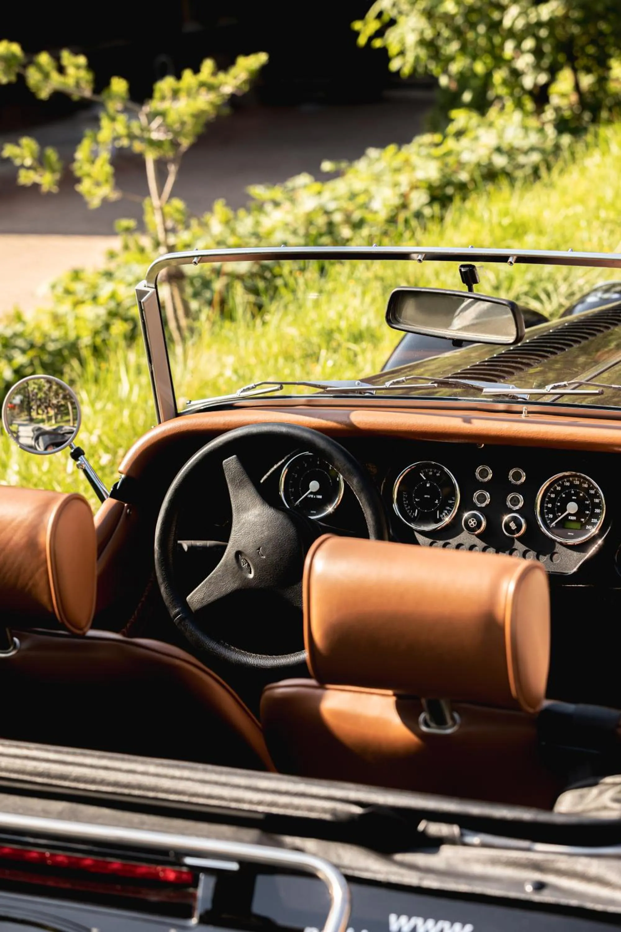 Parking in Hotel Restaurant Waldhaus