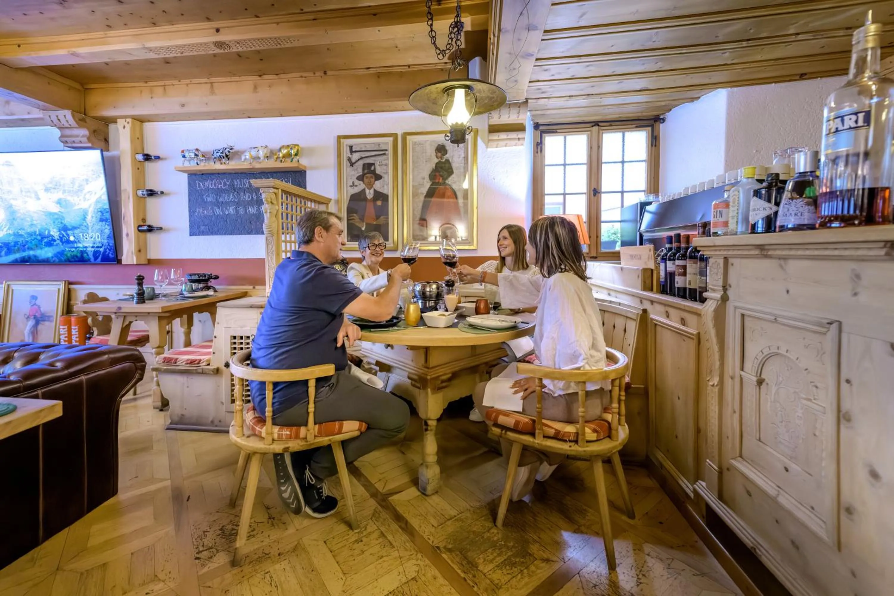 Restaurant/places to eat in Poschiavo Suisse Hotel