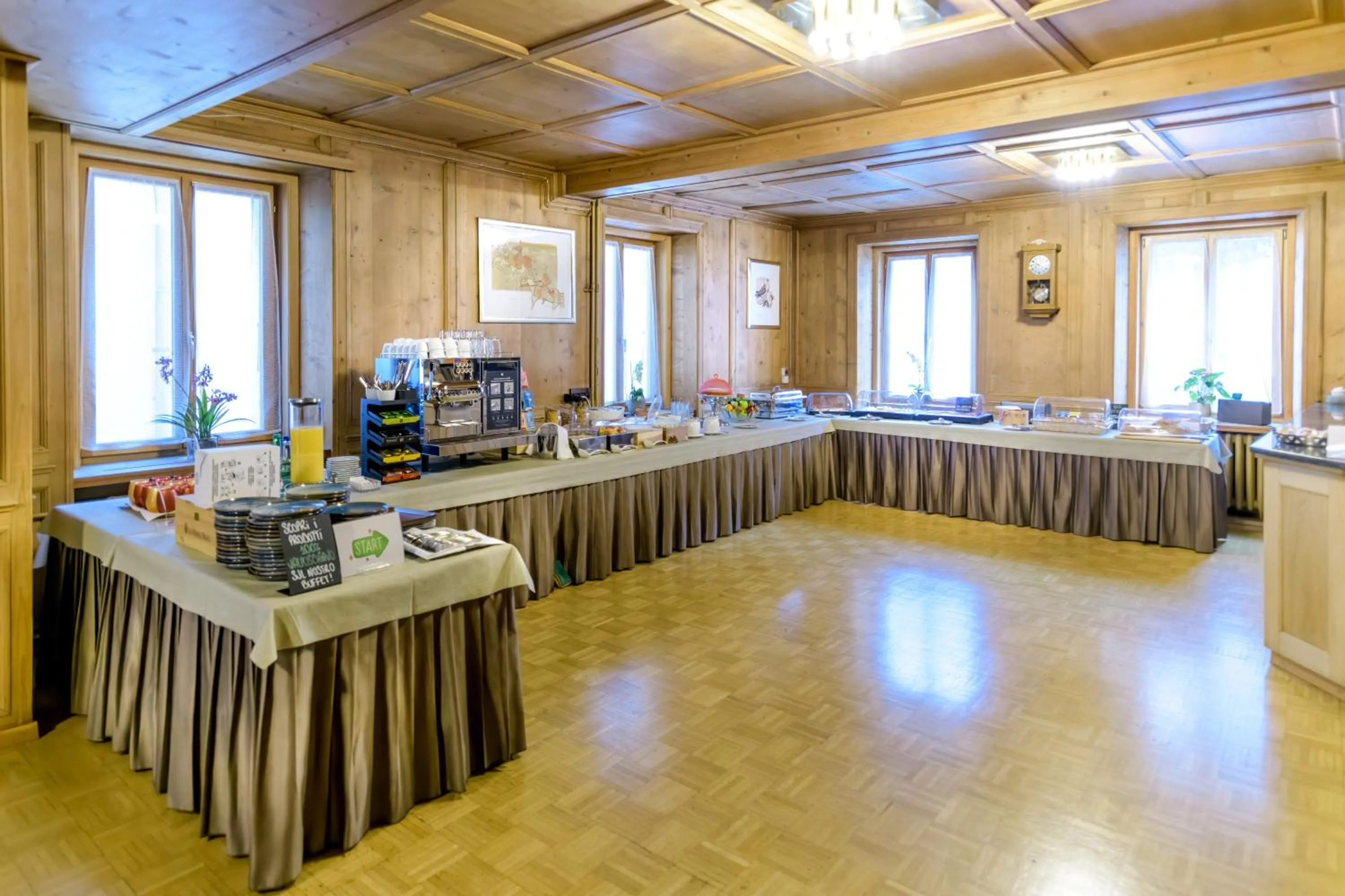 Buffet breakfast in Poschiavo Suisse Hotel