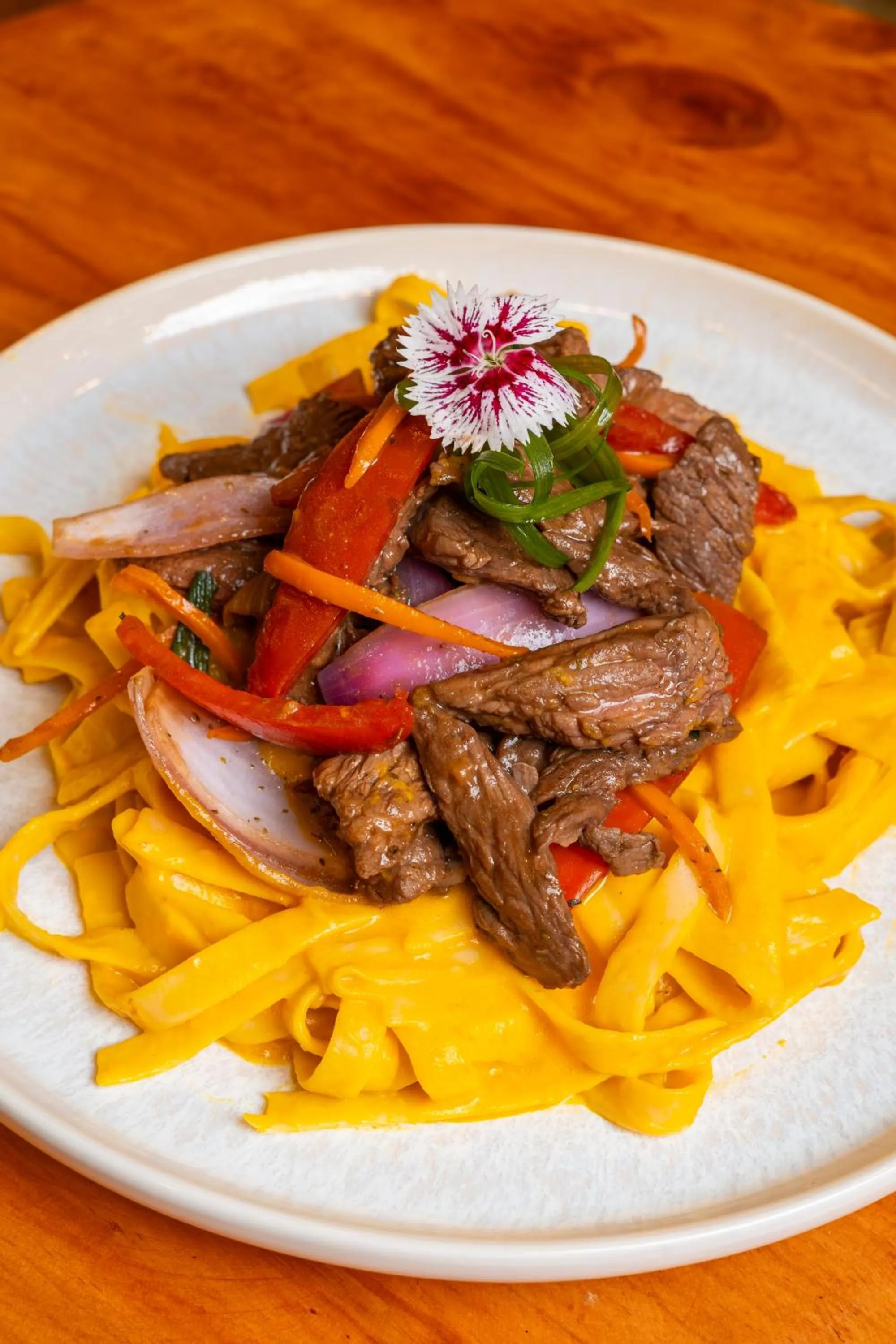 Restaurant/places to eat in Montreal Magdalena Del Mar Hotel