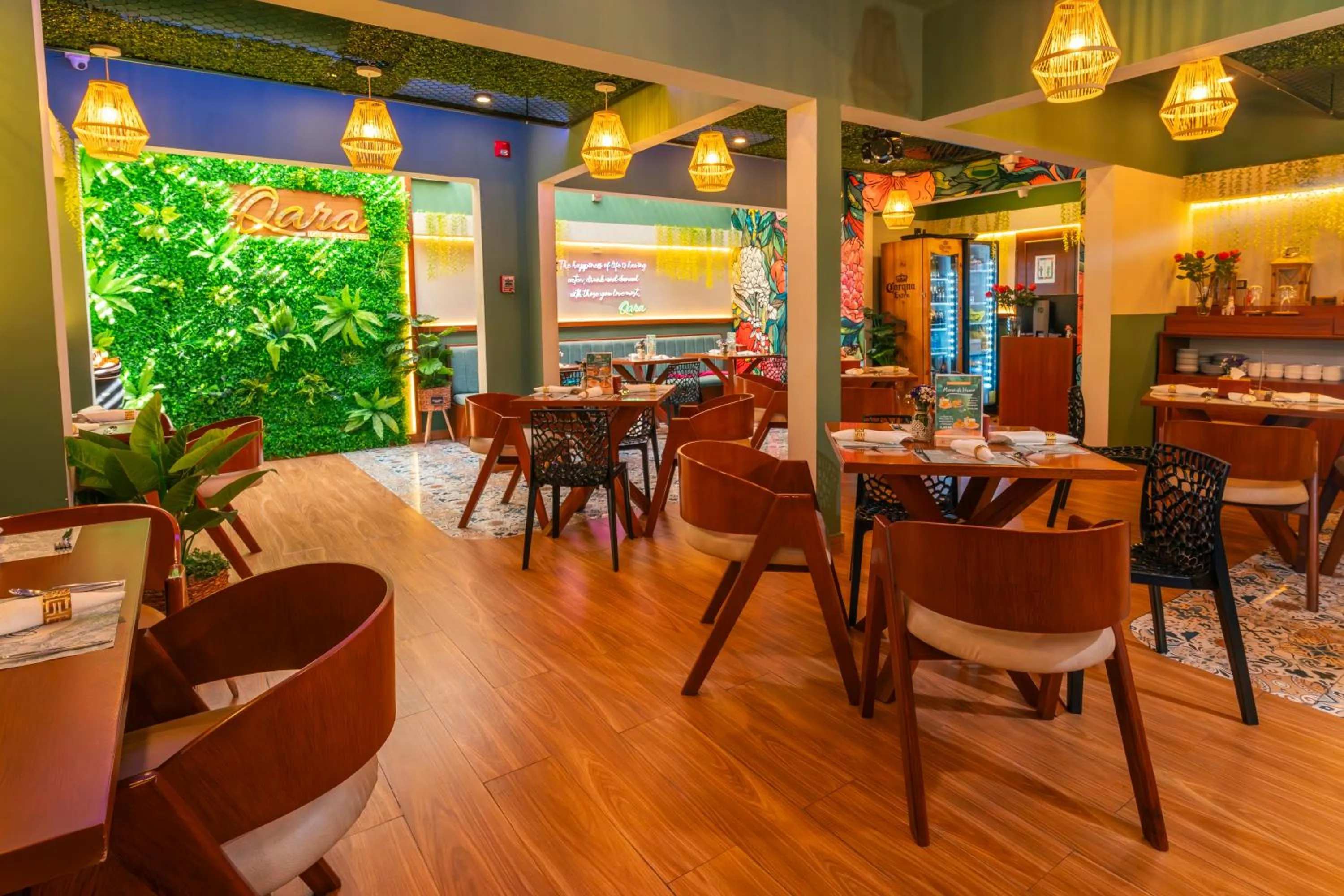 Lounge or bar in Montreal Magdalena Del Mar Hotel