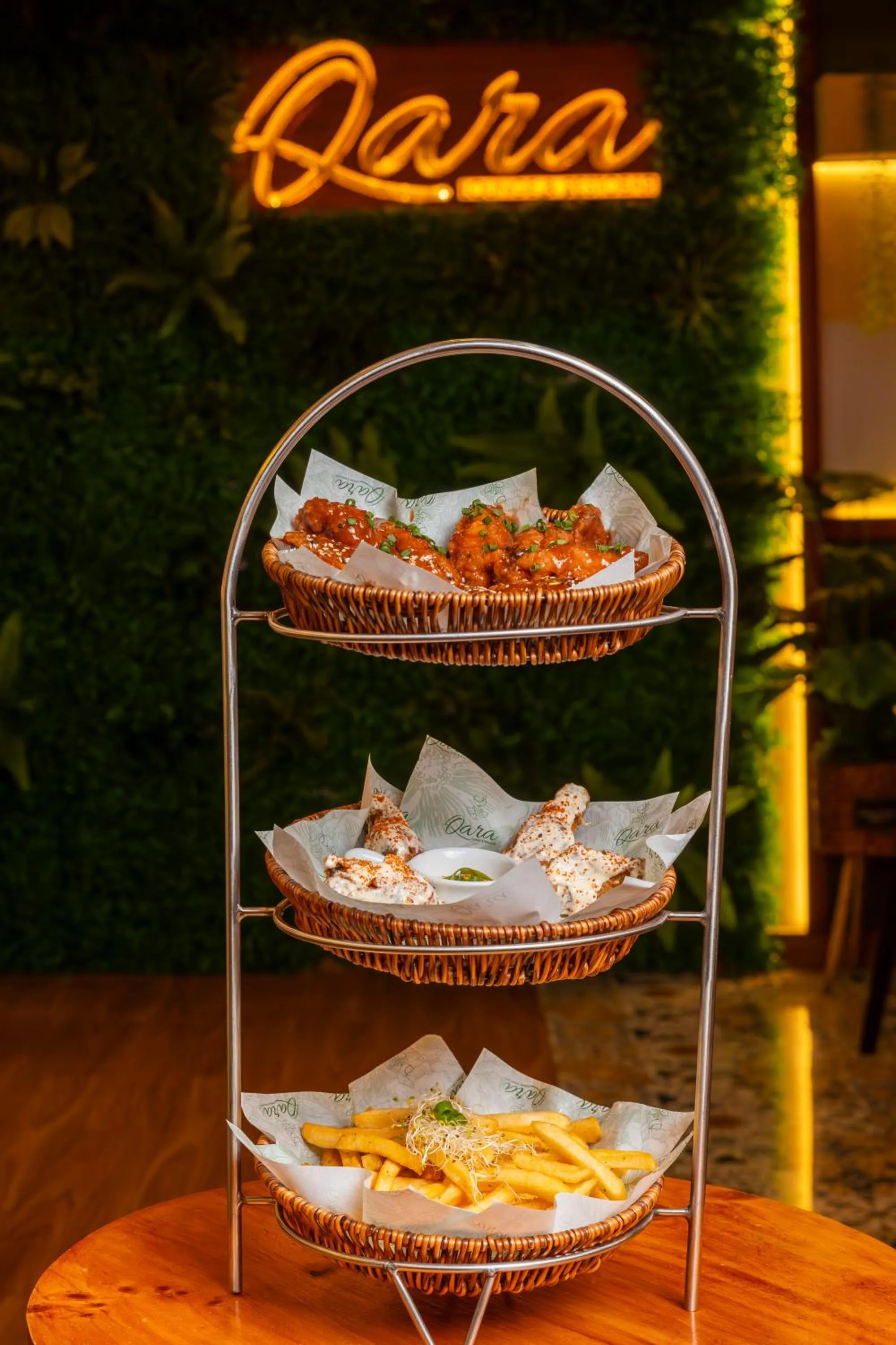 Restaurant/places to eat in Montreal Magdalena Del Mar Hotel