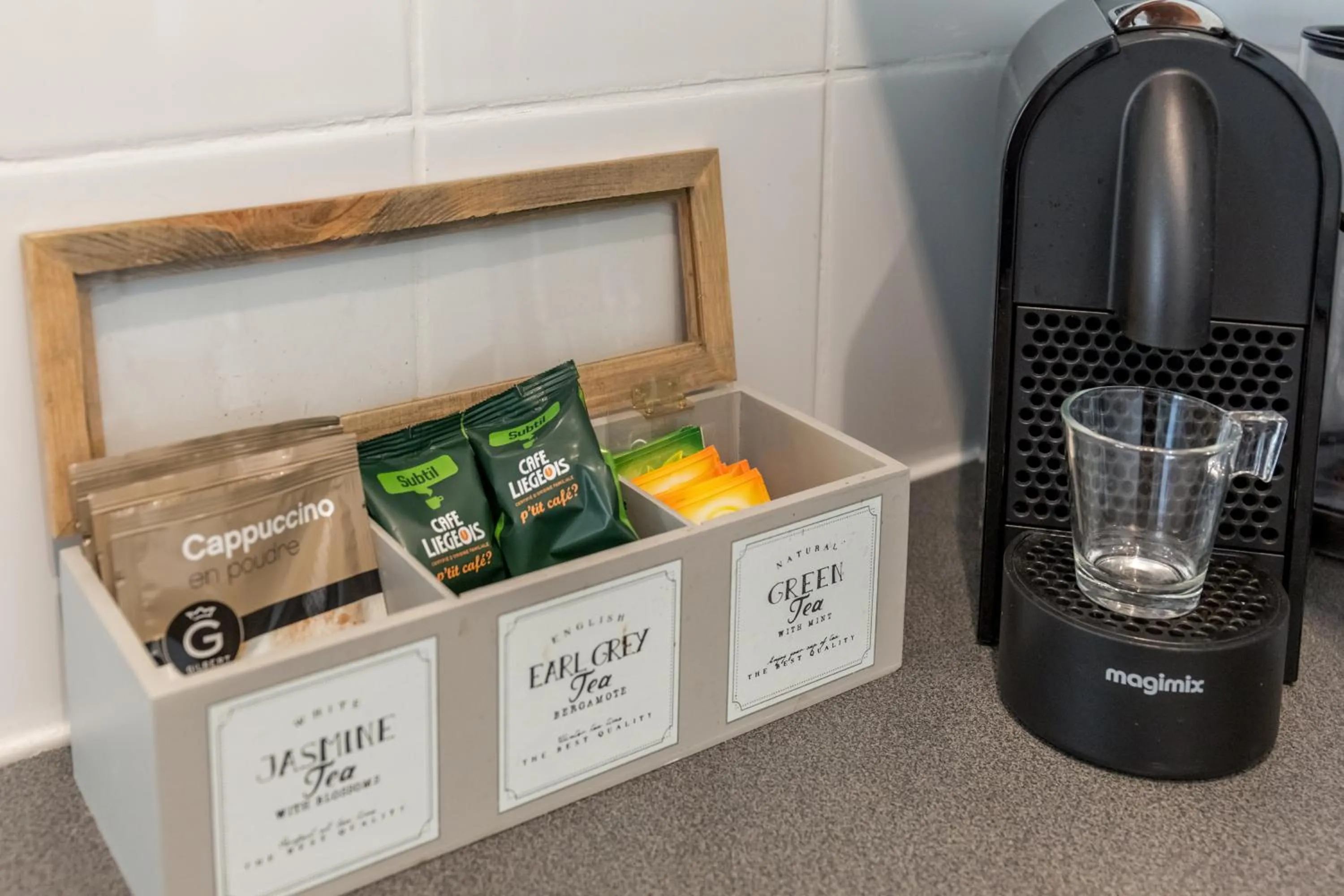 Coffee/tea facilities in Bordeaux Bouquiere