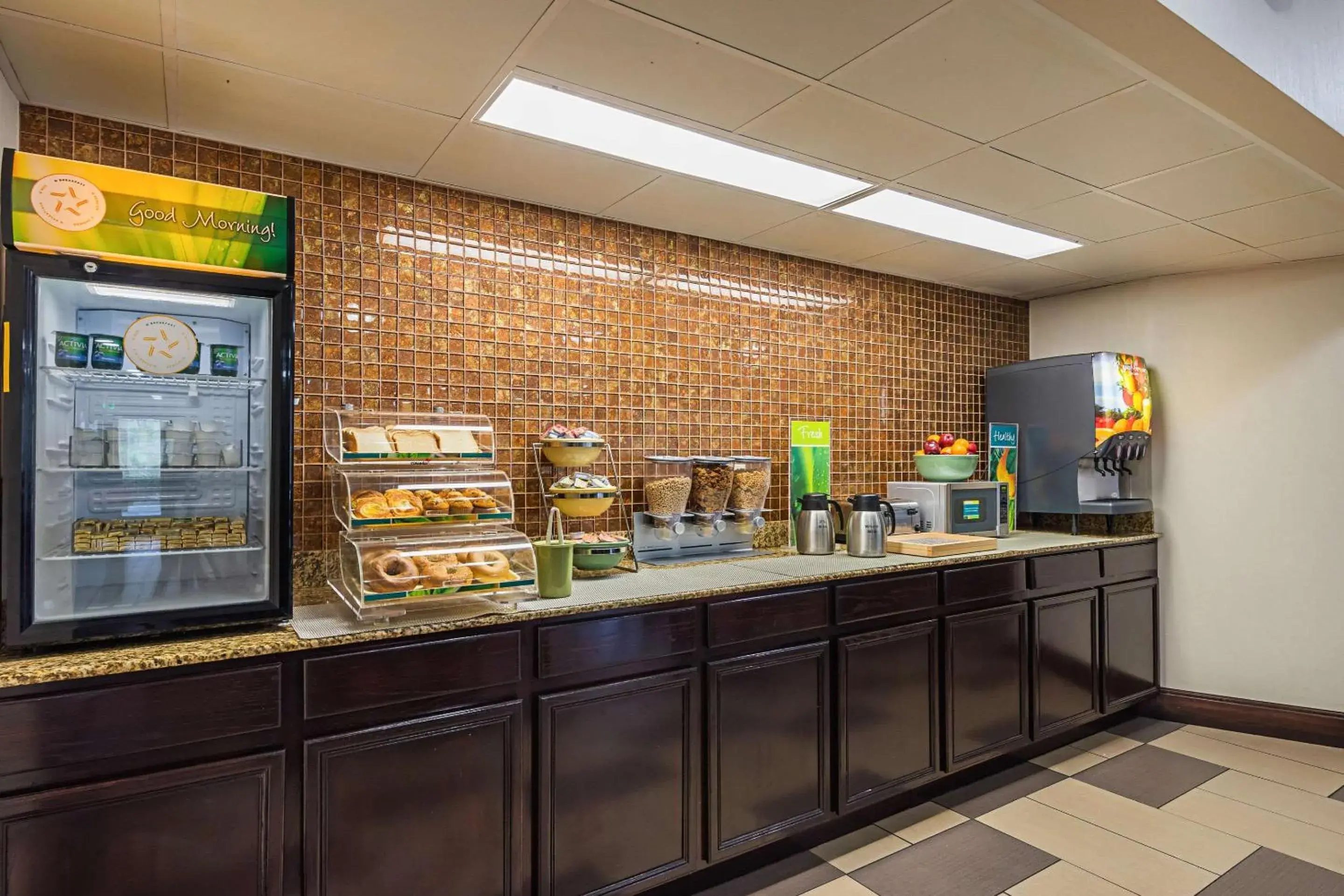 Restaurant/places to eat in Quality Inn Airport - Southeast Restaurant/places to eat in Quality Inn Airport - Southeast