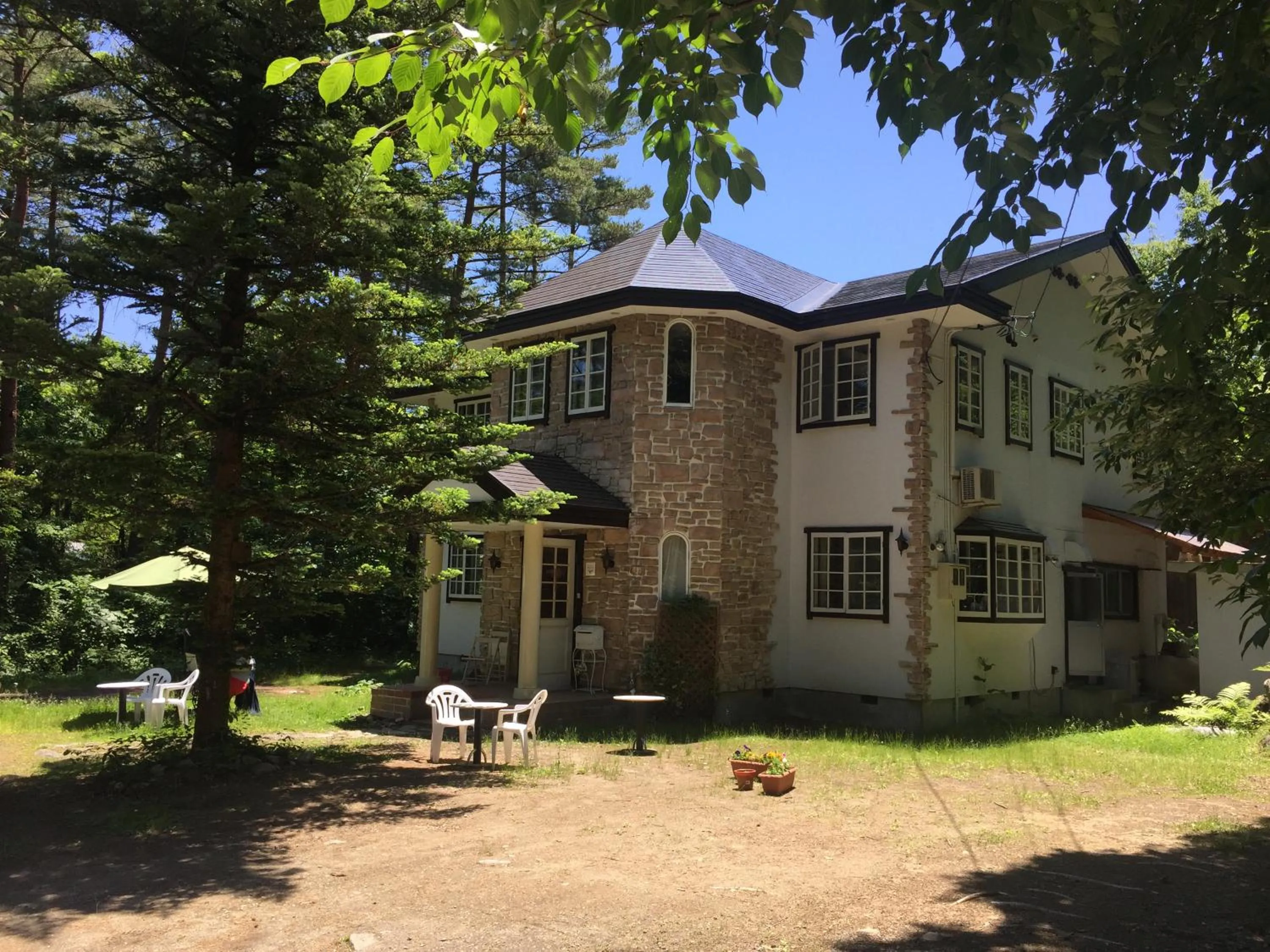 Street view in Chateau Lausanne
