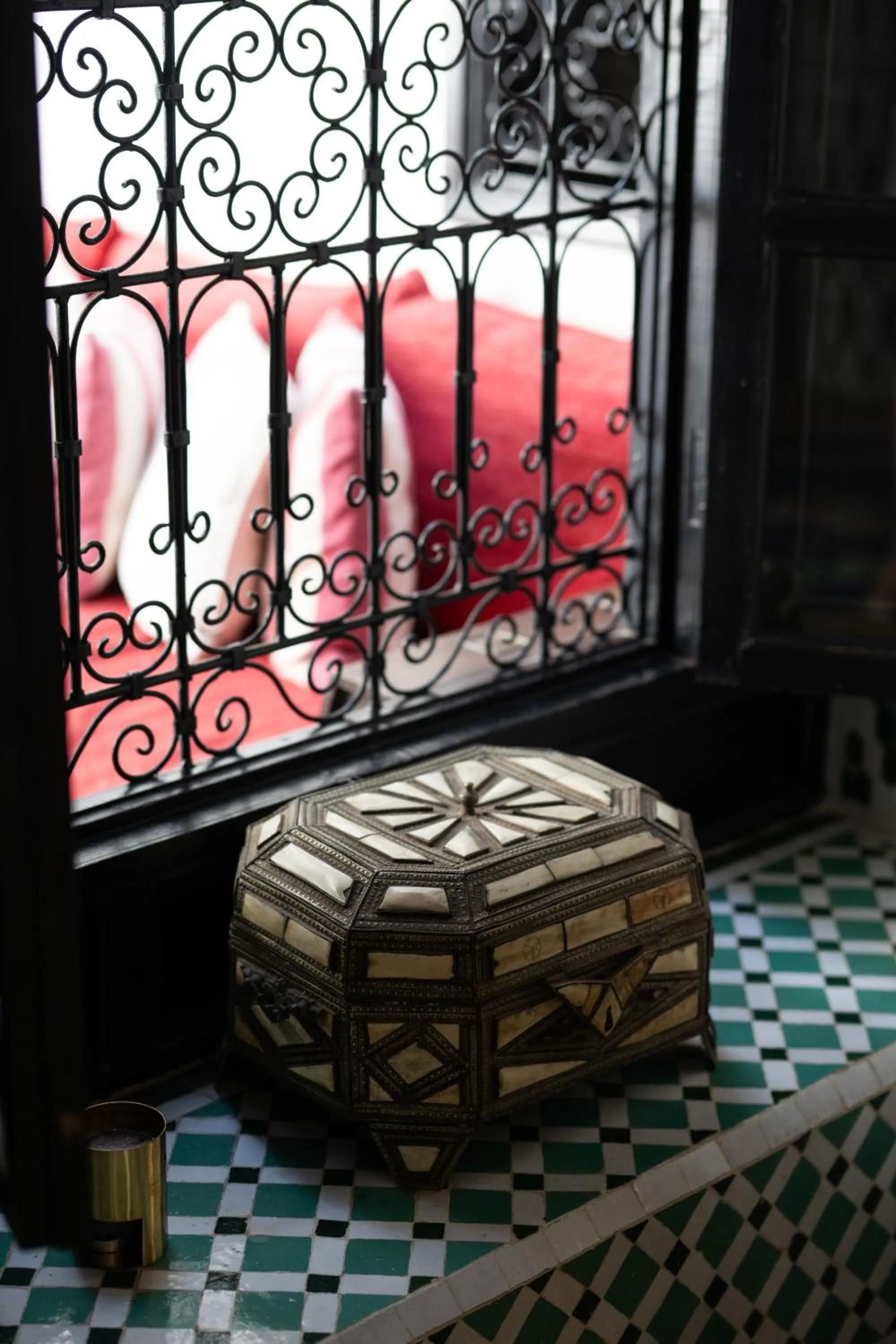 Living room, Bed in Riad Ajmal