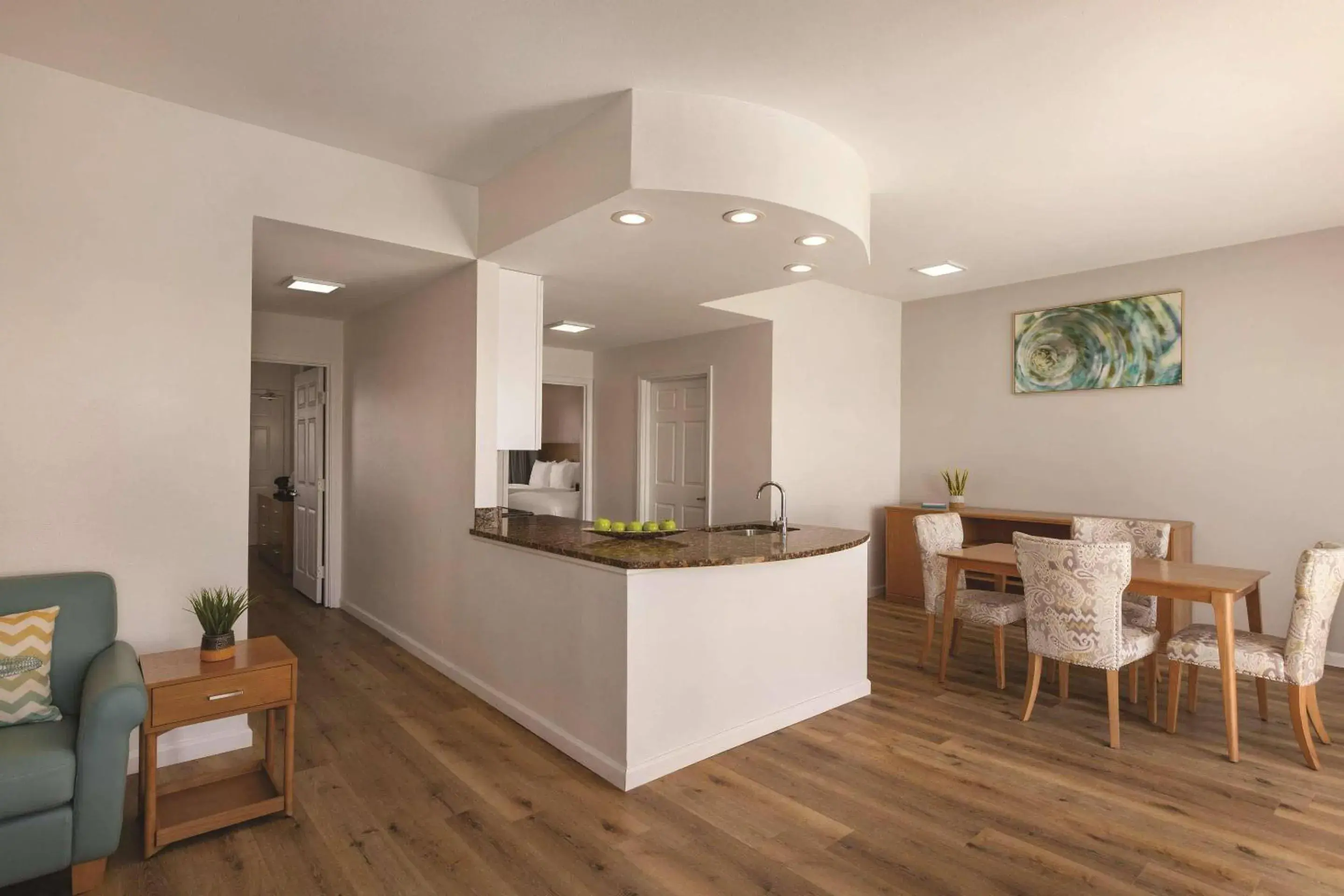 Bedroom in Radisson Beachfront Hotel - Panama City Beach Bedroom in Radisson Beachfront Hotel - Panama City Beach