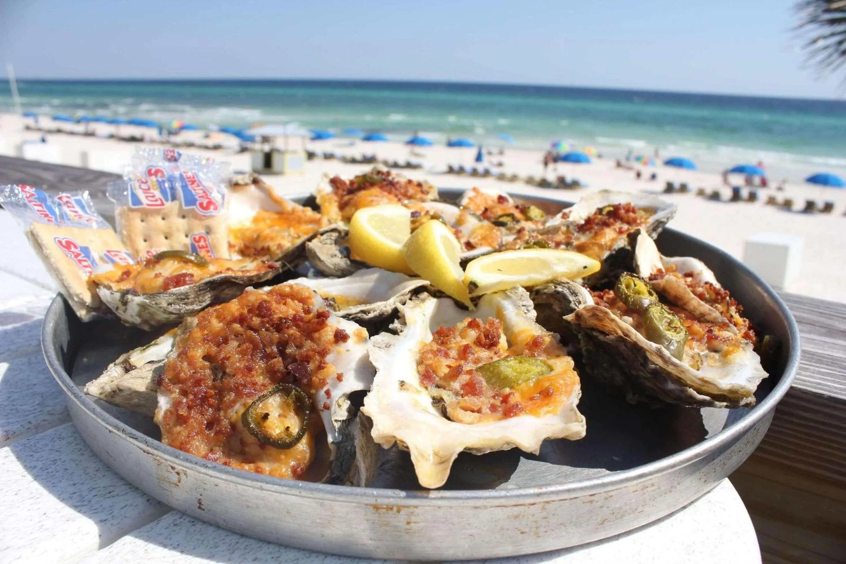 Lounge or bar in Radisson Beachfront Hotel - Panama City Beach