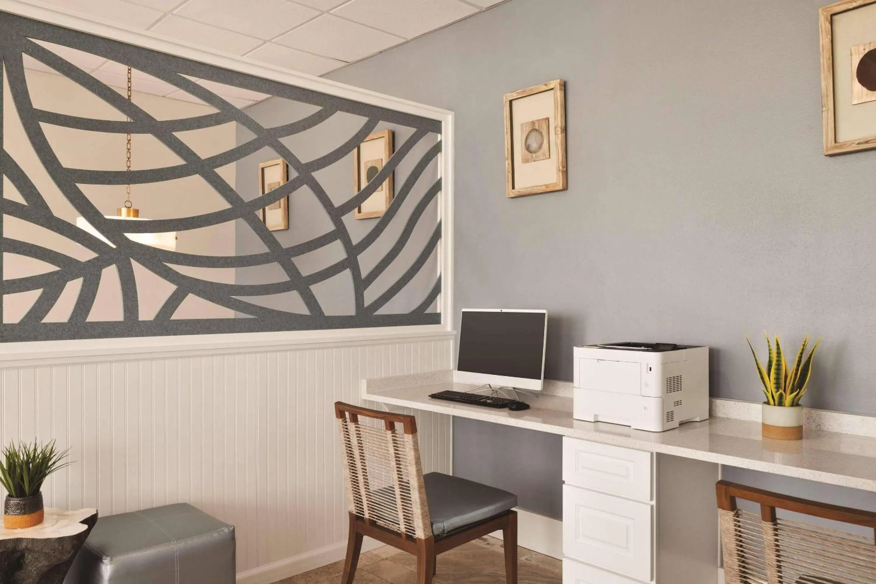 Business facilities in Radisson Beachfront Hotel - Panama City Beach