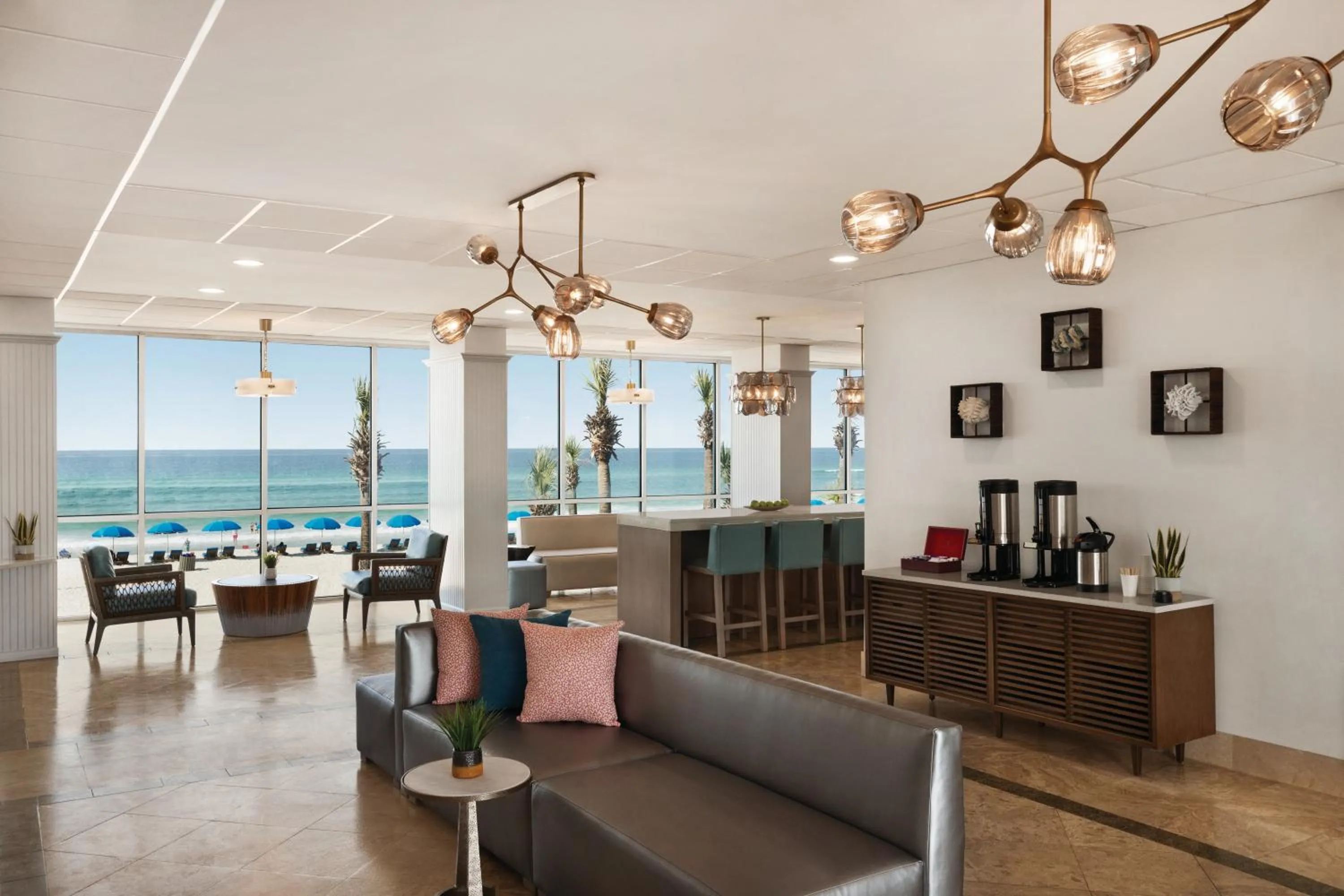 Lobby or reception in Radisson Beachfront Hotel - Panama City Beach