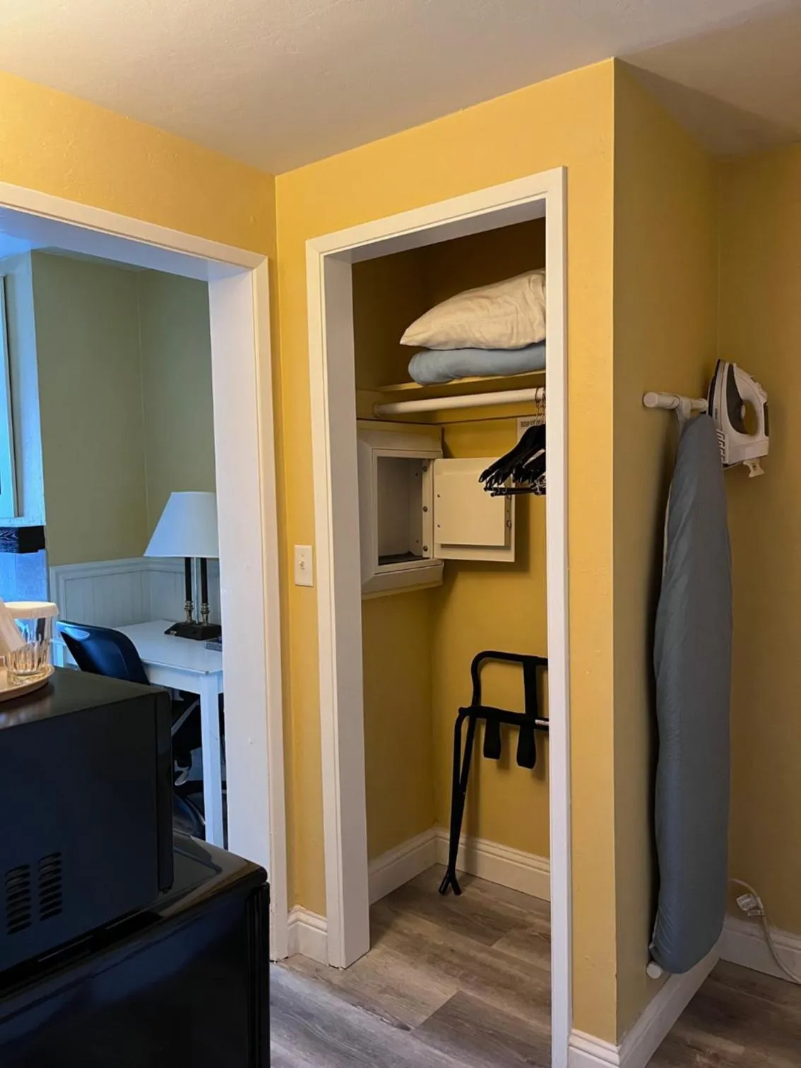 flat iron in Monterey Bay Lodge