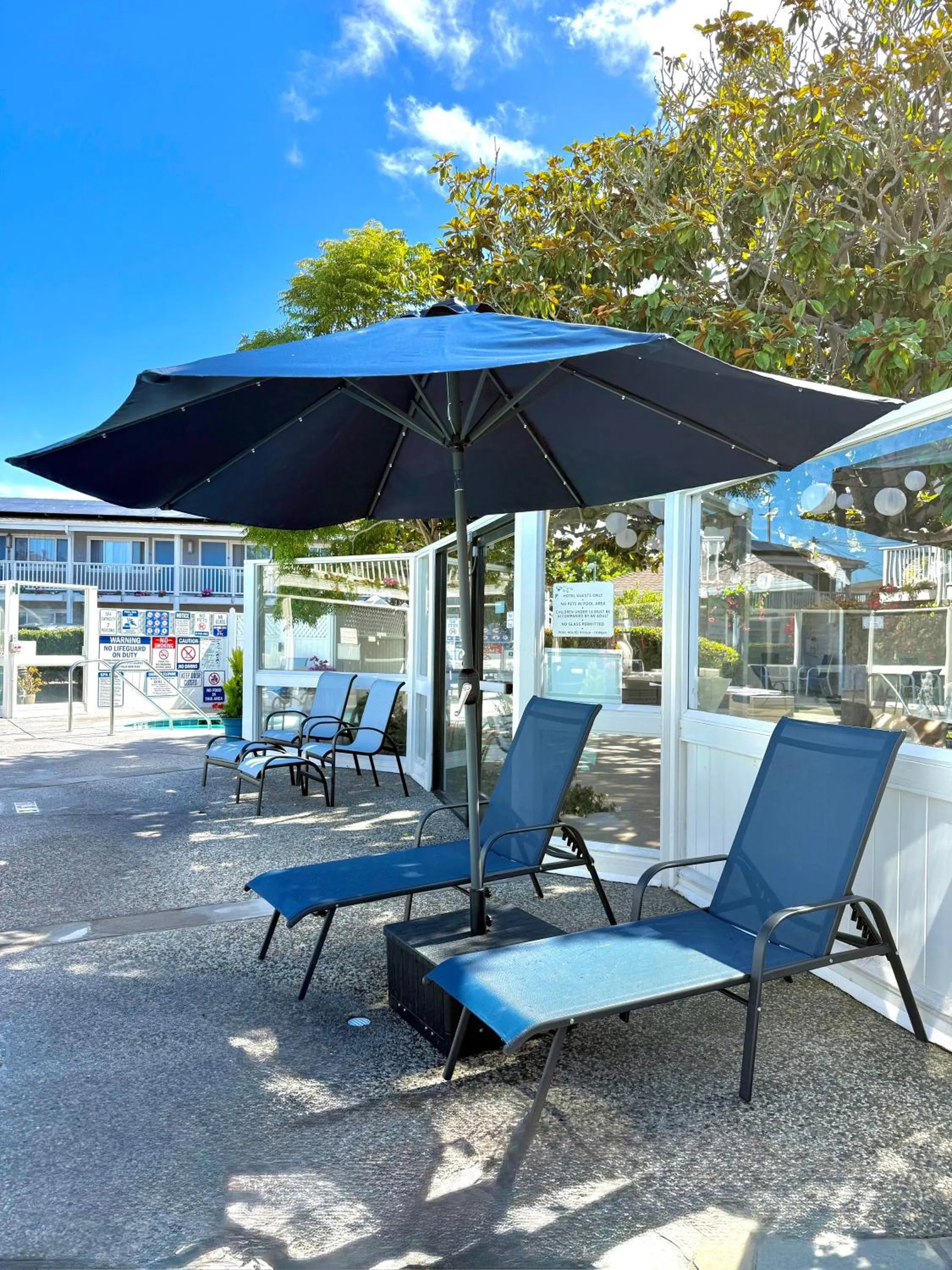 Swimming pool in Monterey Bay Lodge