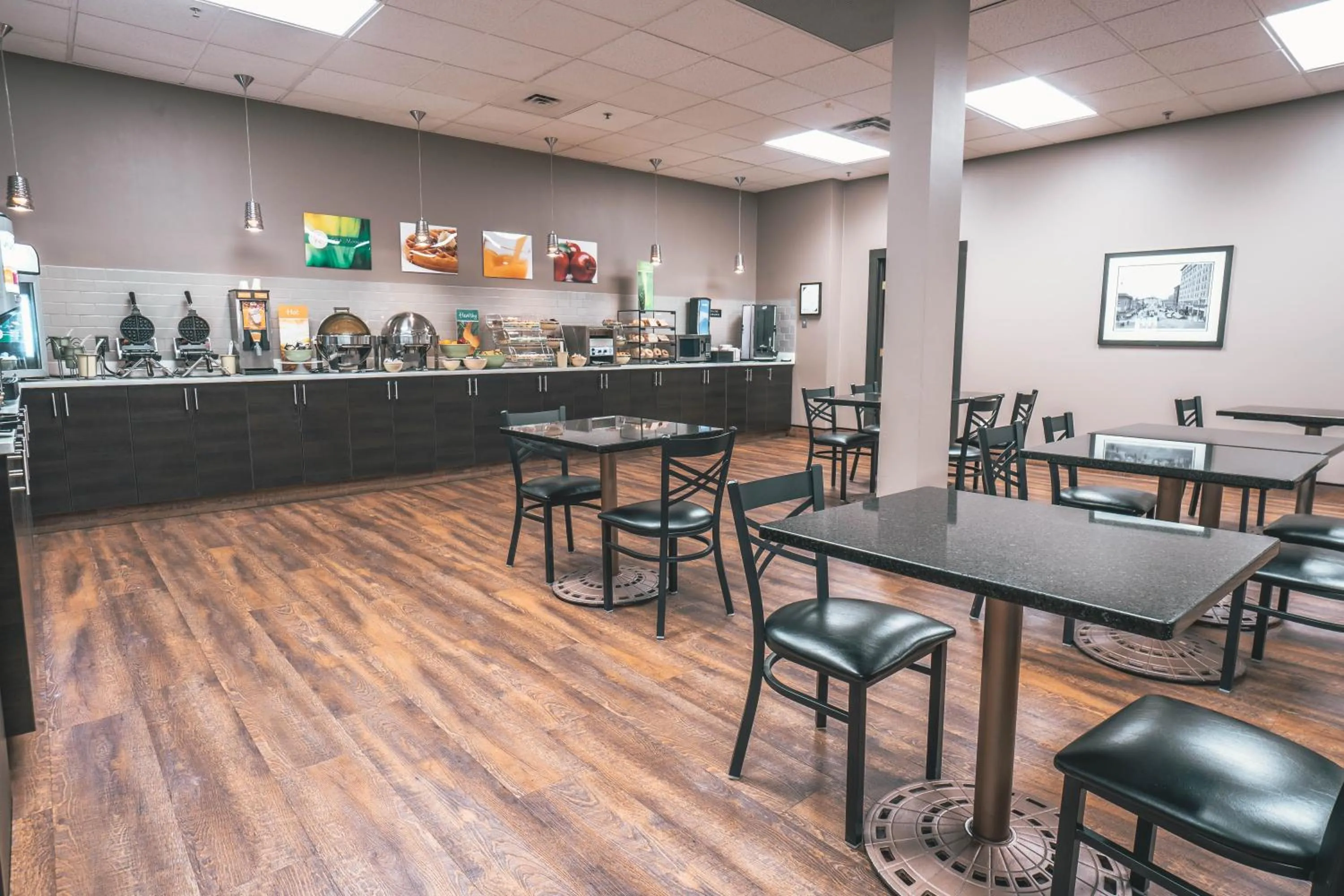 Breakfast in Quality Inn & Suites