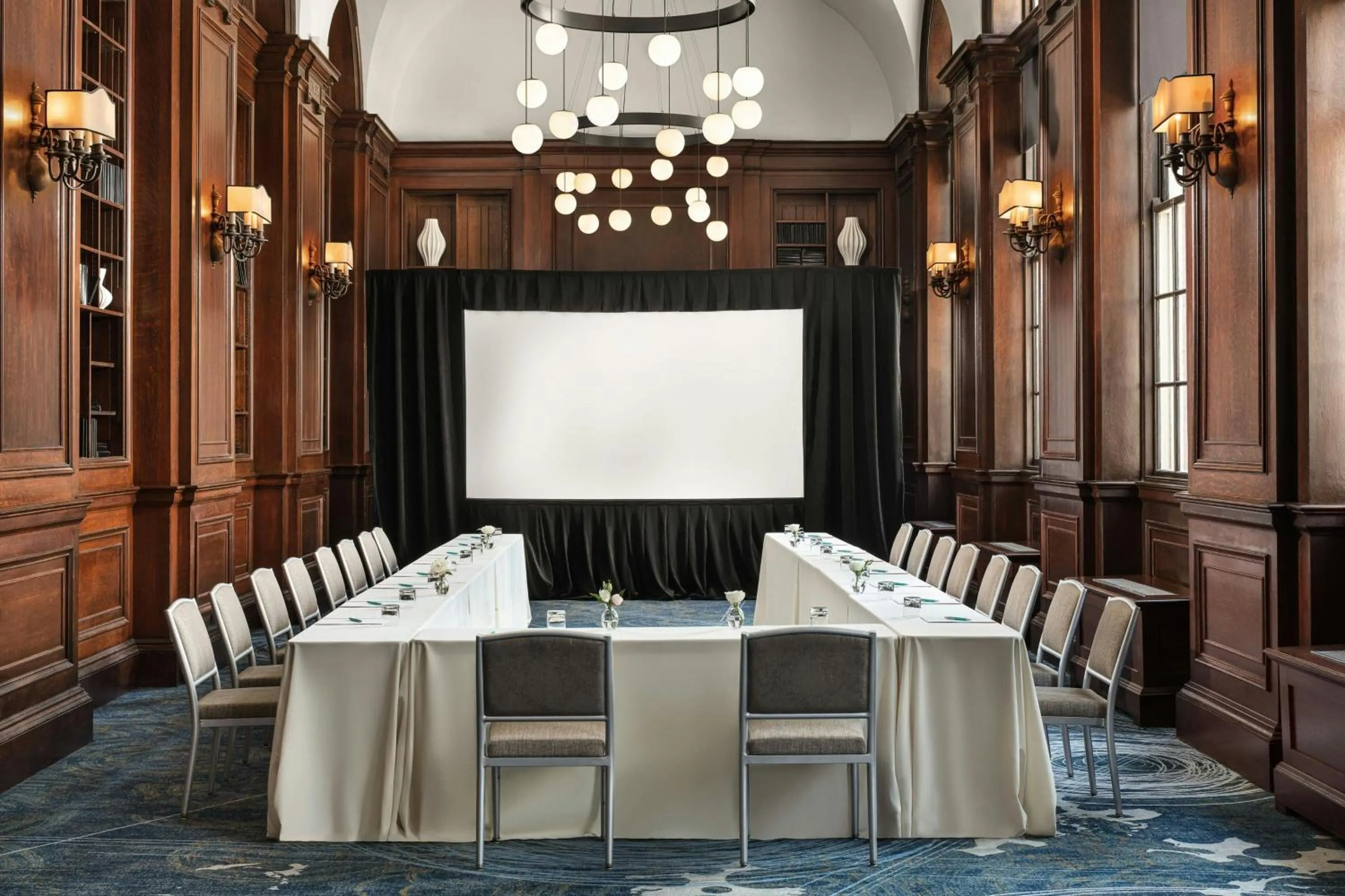 Meeting/conference room in Courtyard by Marriott Philadelphia Downtown