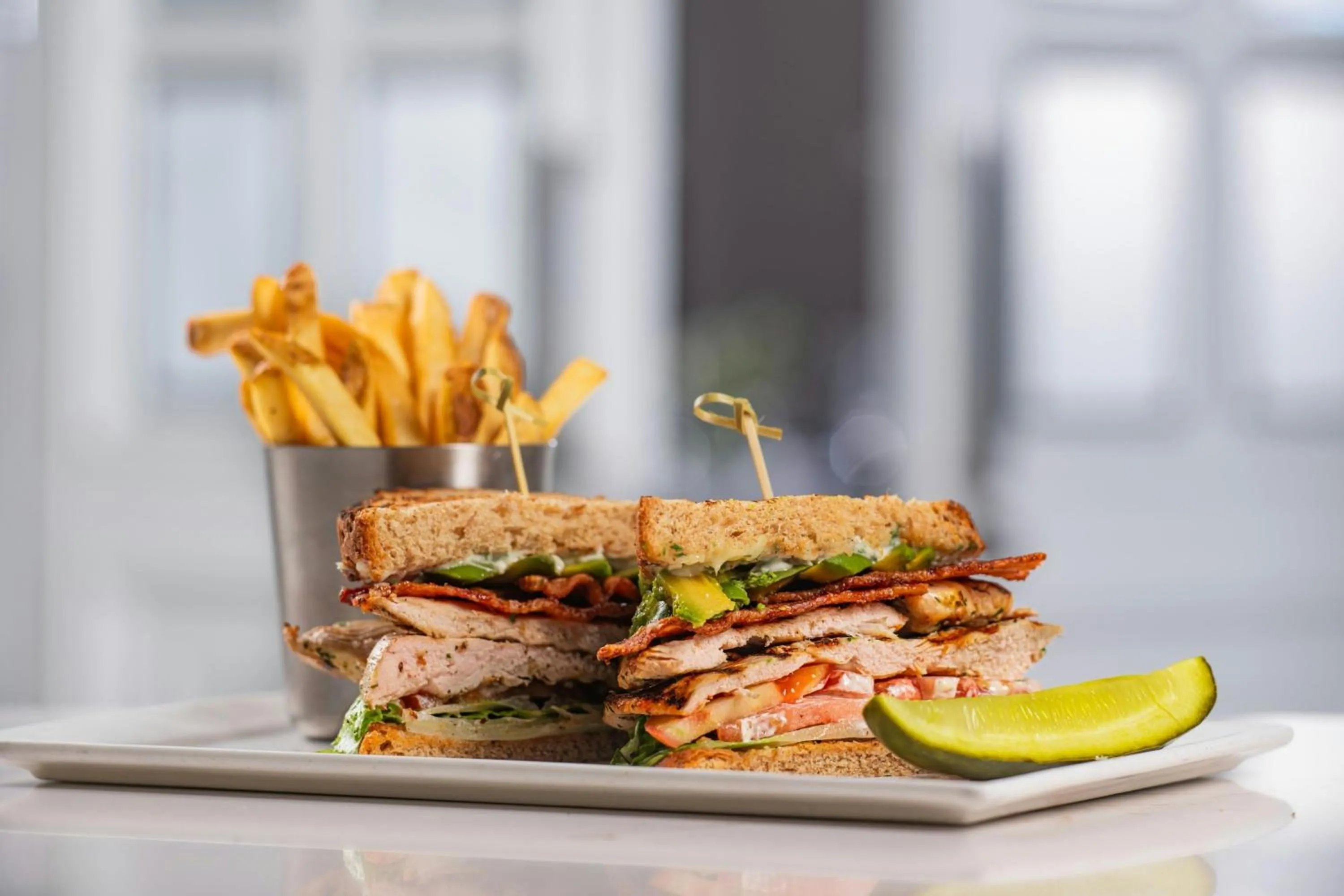 Restaurant/places to eat in Courtyard by Marriott Philadelphia Downtown