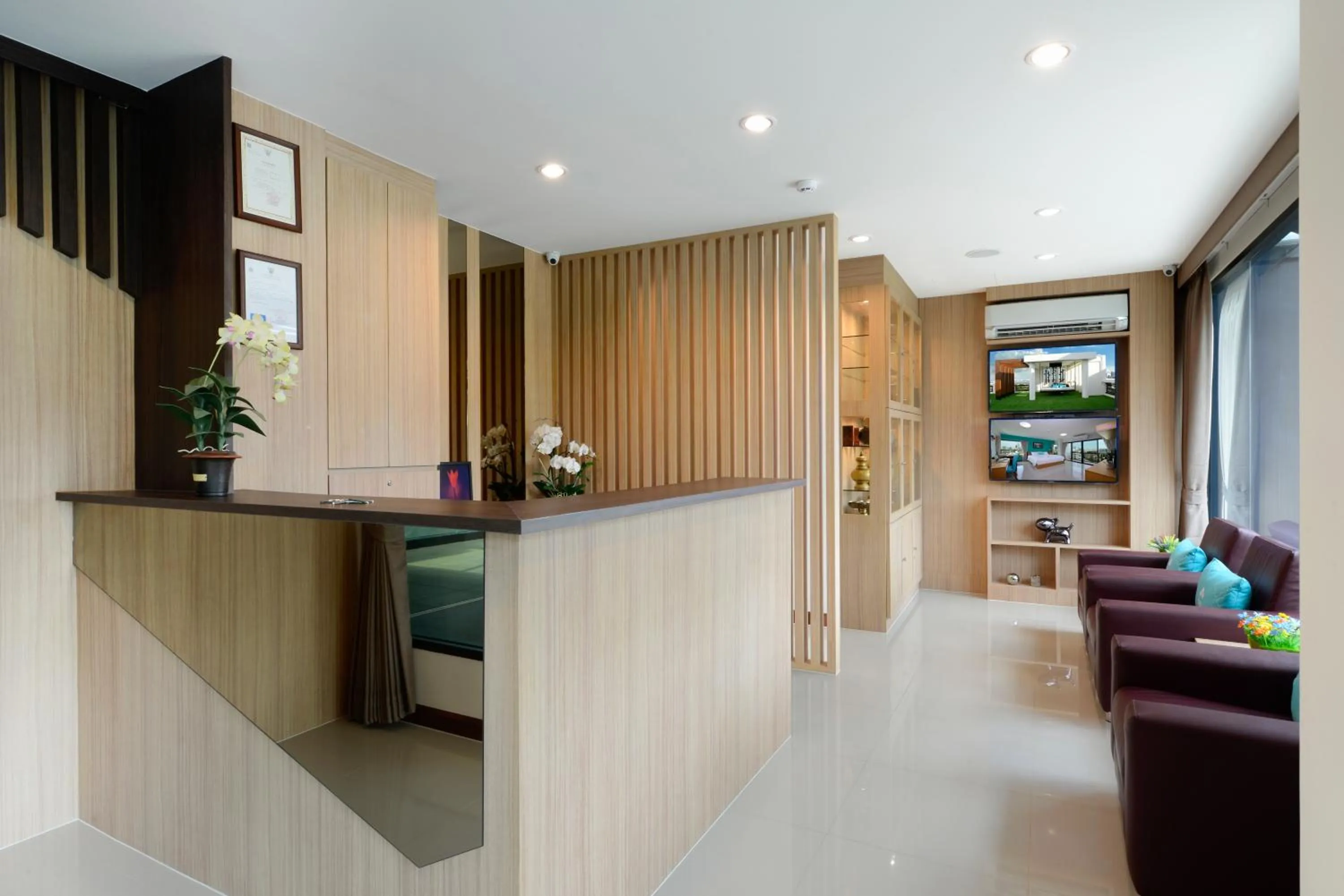 SiRi Ratchada Bangkok